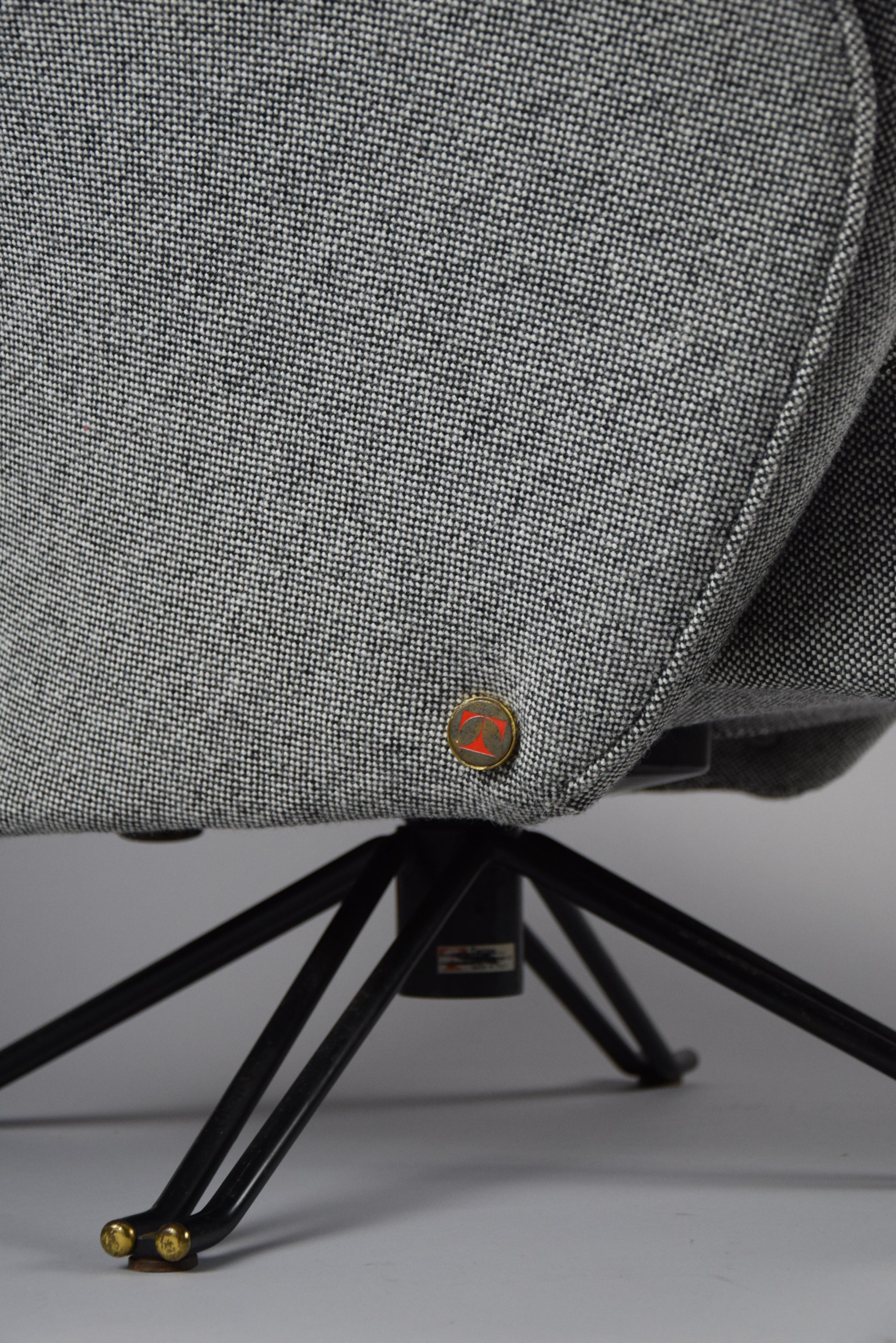 Sillón Osvaldo Borsani P32 en venta 5