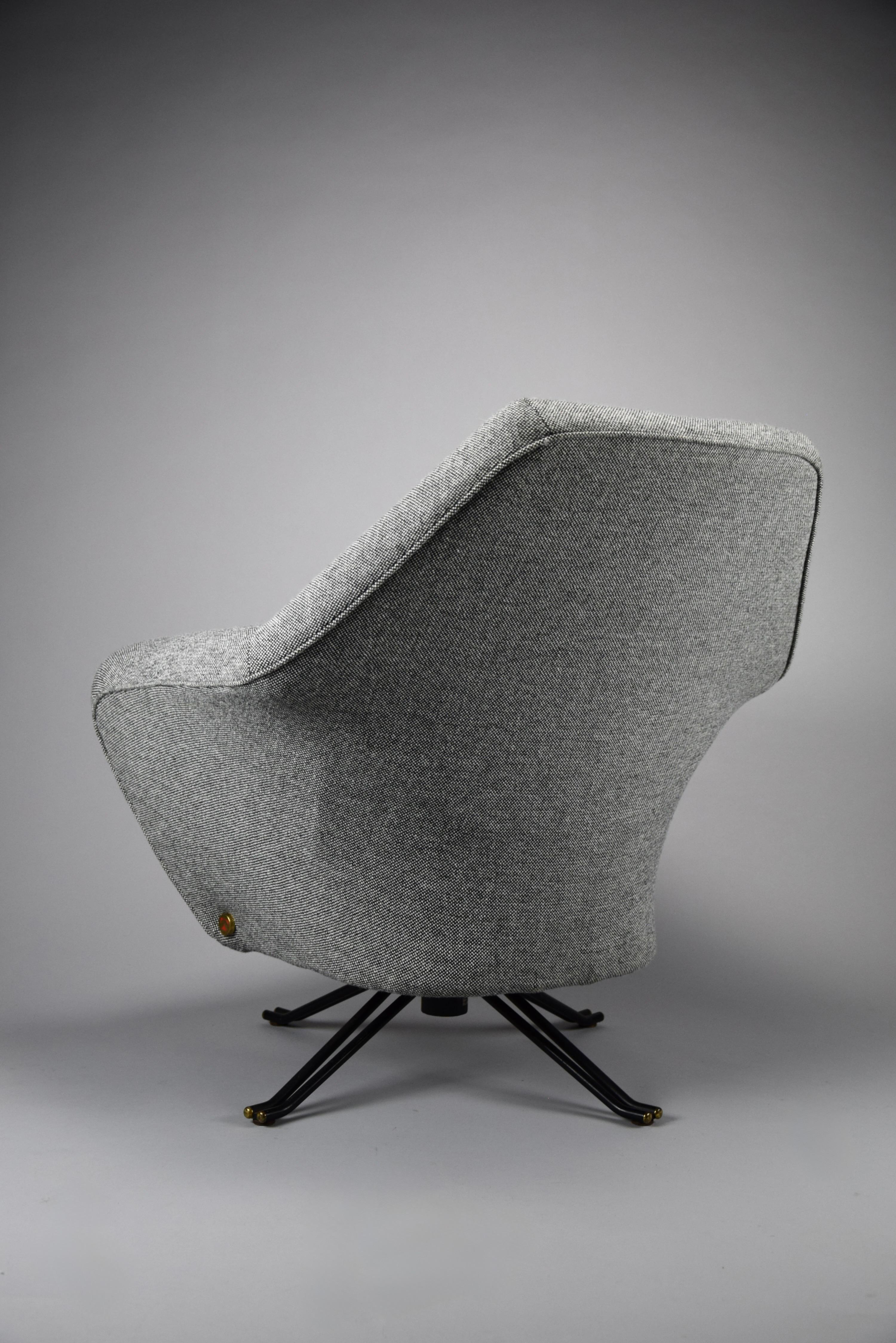 Sillón Osvaldo Borsani P32 en venta 4