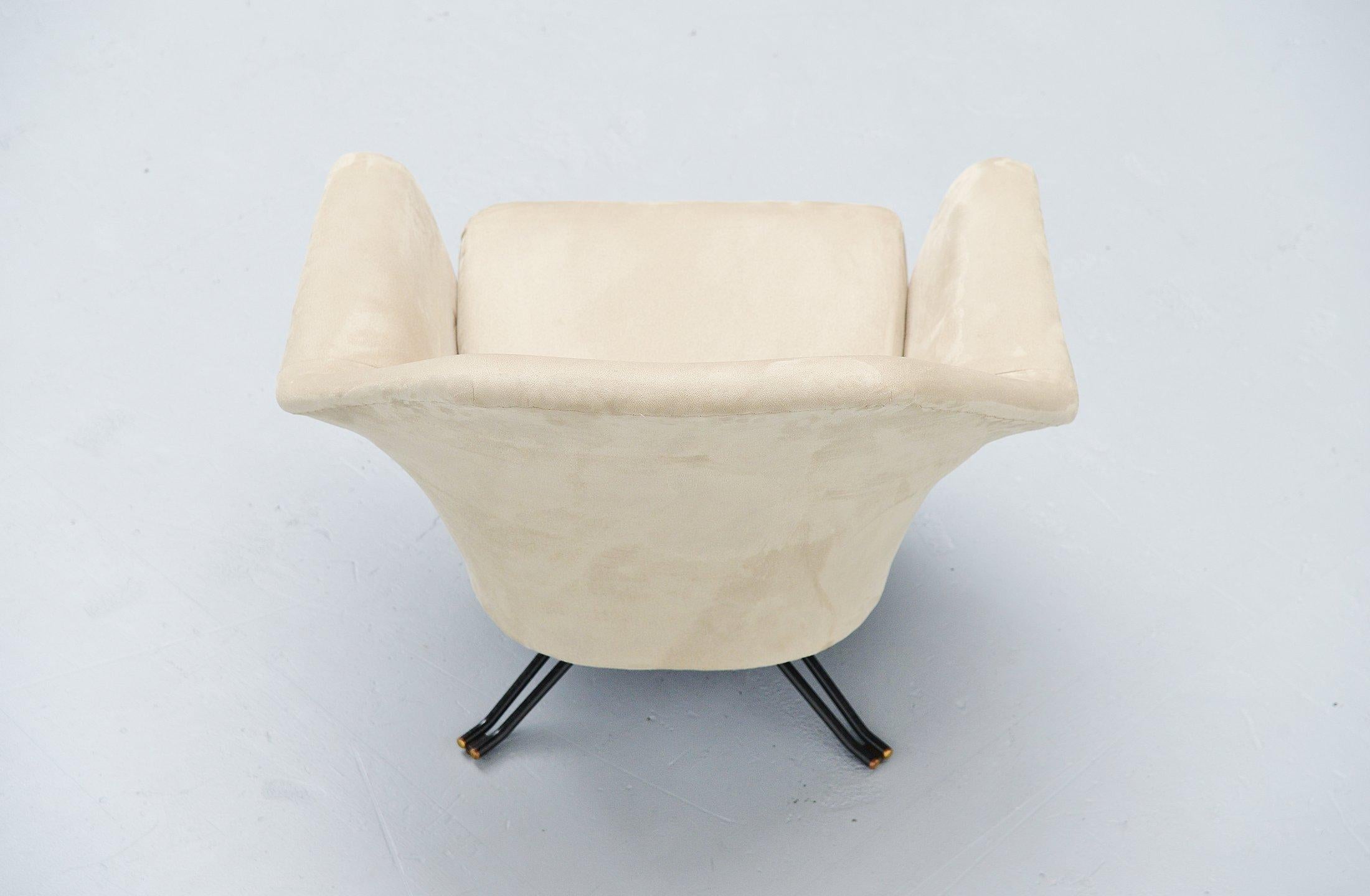 Mid-Century Modern Osvaldo Borsani P32 Lounge Chair Tecno, Italy, 1956