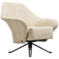 Osvaldo Borsani P32 Lounge Chair Tecno, Italy, 1956