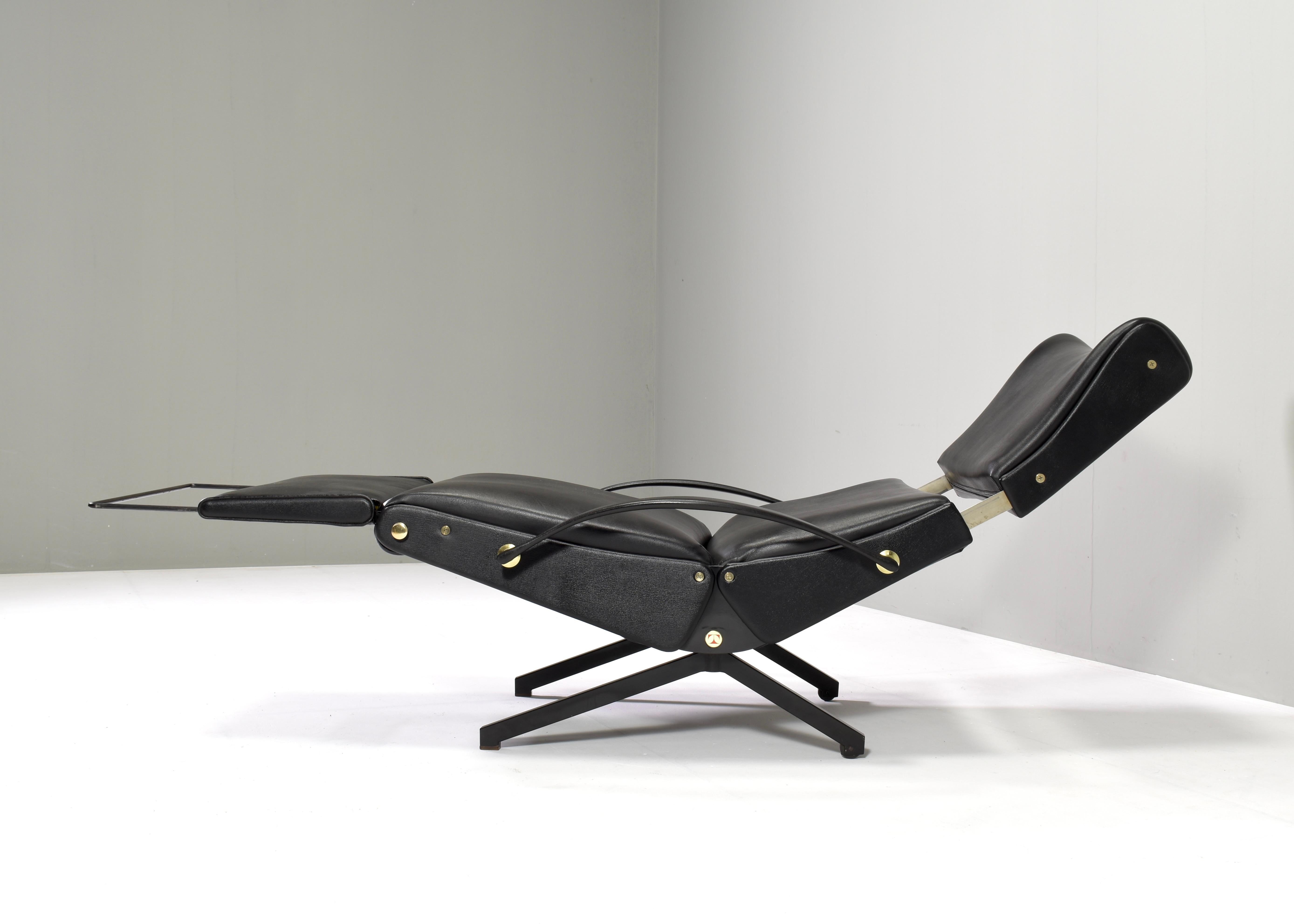 Osvaldo Borsani P40 All Original Lounge Chair for TECNO, Italy, circa 1960 For Sale 3