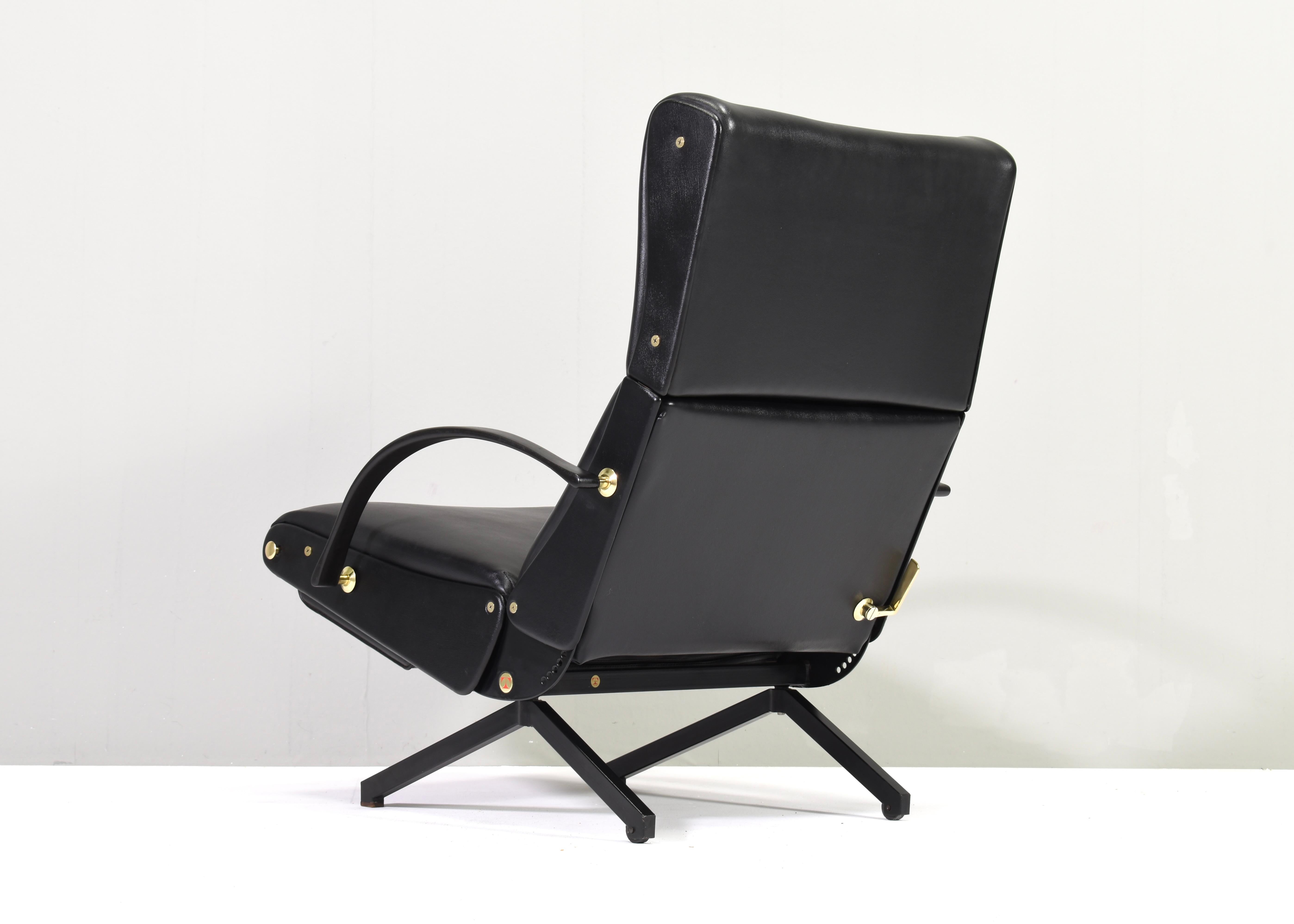 Metal Osvaldo Borsani P40 All Original Lounge Chair for TECNO, Italy, circa 1960 For Sale