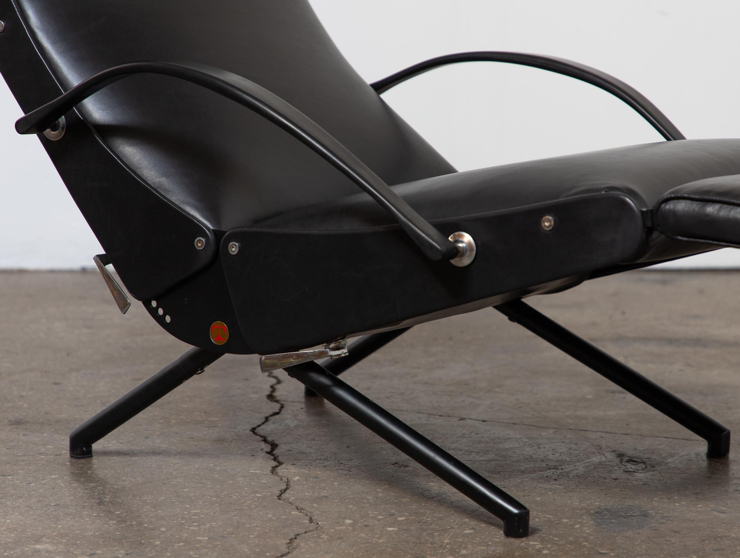 Osvaldo Borsani P40 Chaise Lounge For Sale 1
