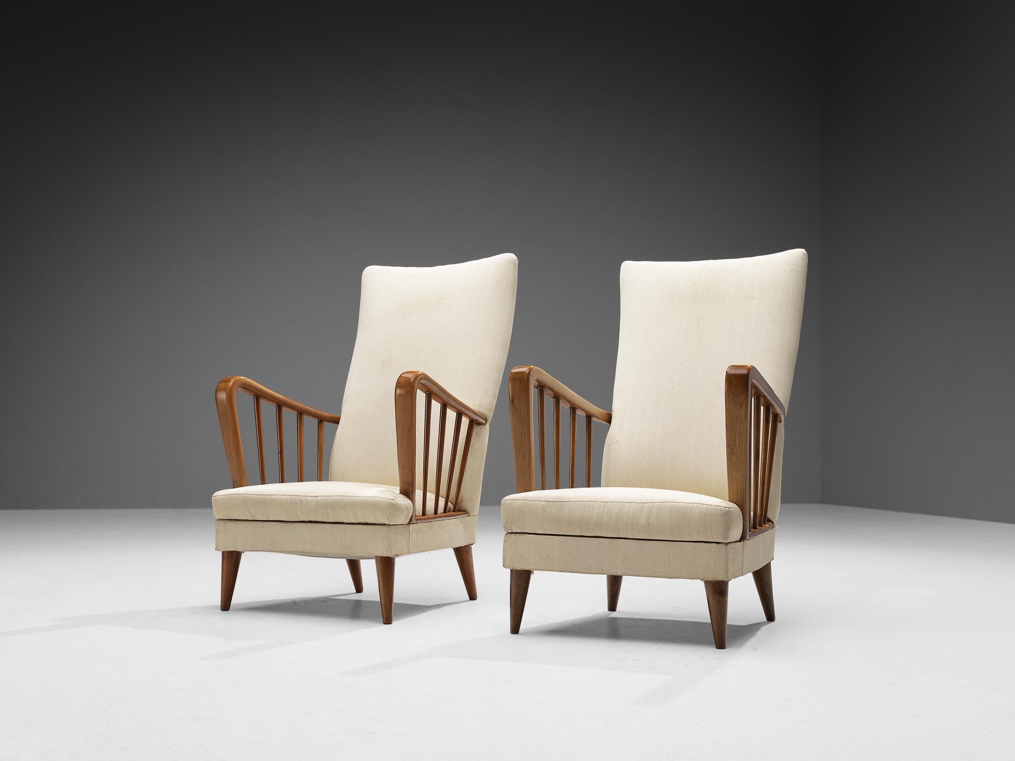 Osvaldo Borsani Pair of Lounge Chairs in Walnut and Off-White Upholstery 3