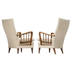 Osvaldo Borsani Pair of Lounge Chairs in Walnut and Off-White Upholstery