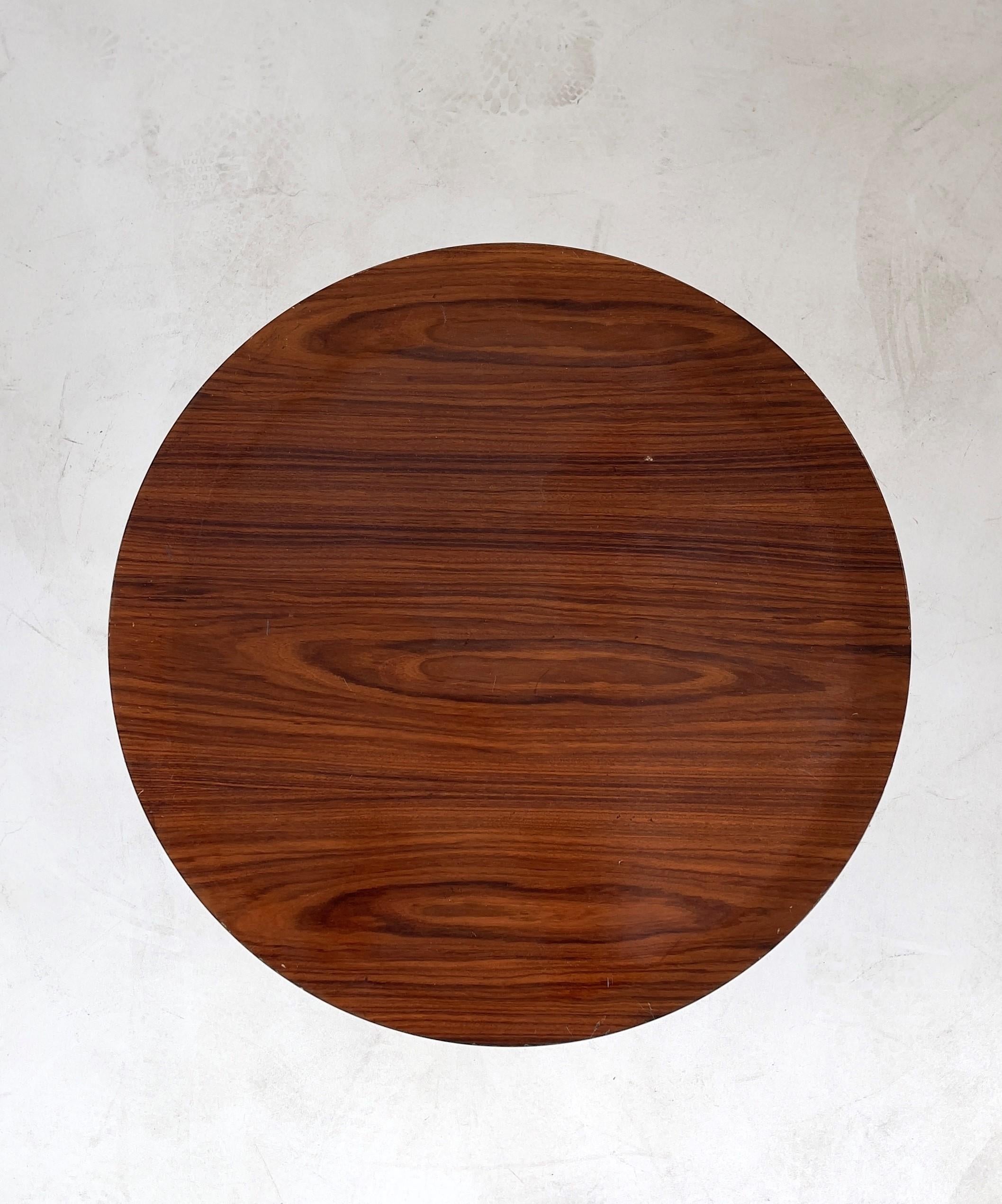 Mid-Century Modern Osvaldo Borsani for Tecno Italian vintage coffee table  For Sale