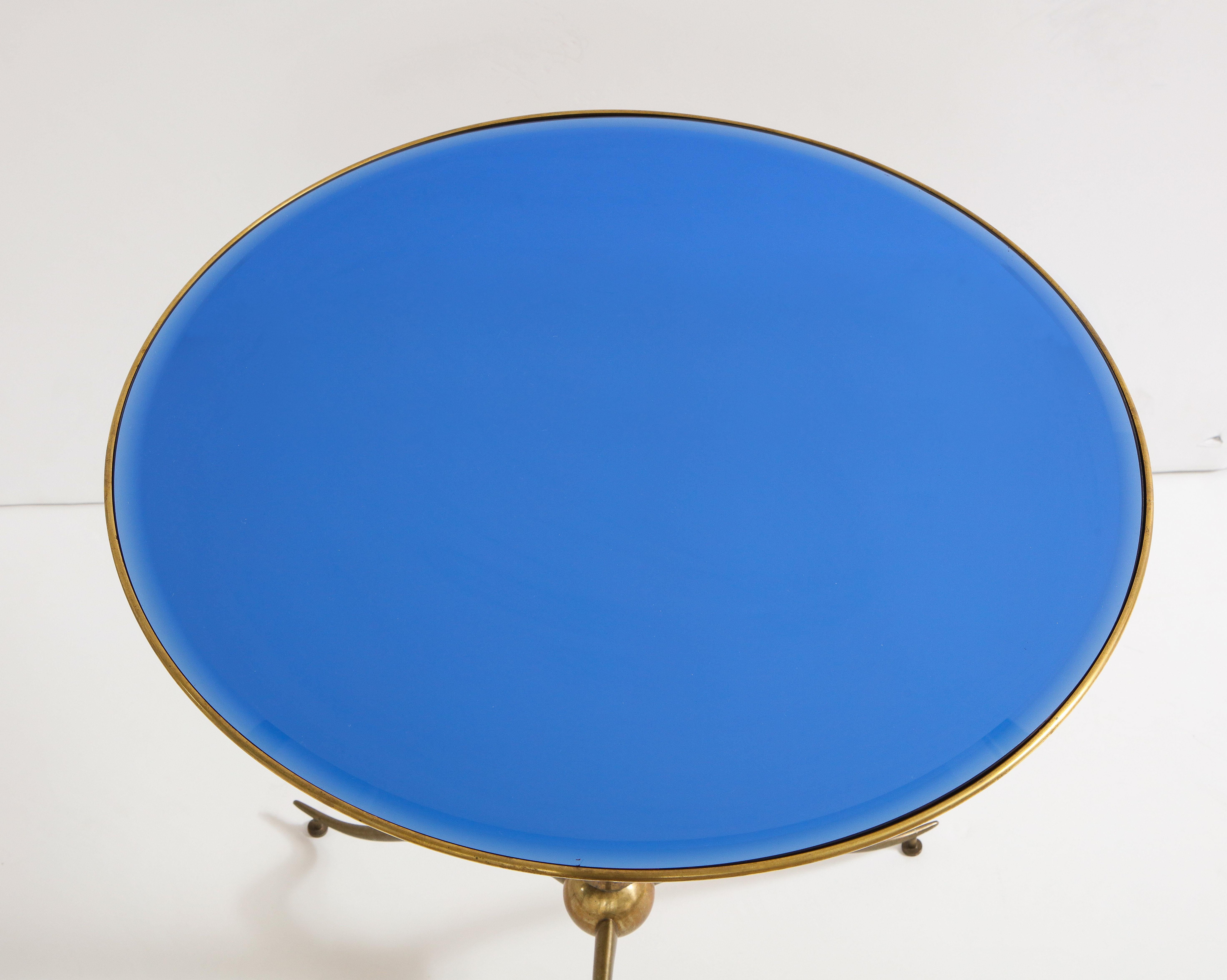Mid-20th Century Osvaldo Borsani Rare Pair of Side Tables in Brass and Blue Glass