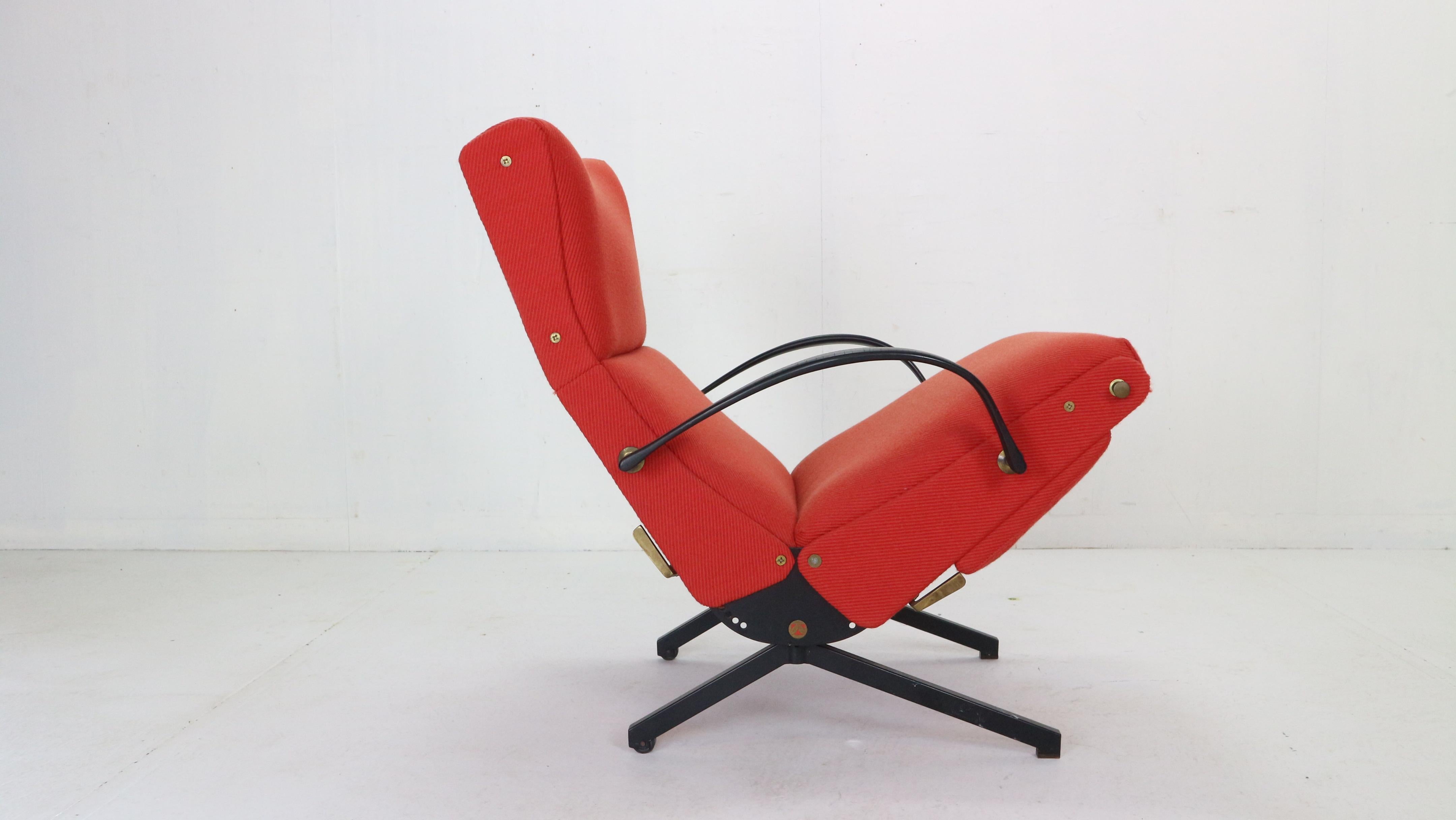 This lounge chair, ‘P40’, was designed by Osvaldo Borsani in 1955 for Tecno, Italy. This item is an early model and without a doubt an icon of 1950’s Italian design.

The back can be reclined in different angles, the flexible rubber arm rests can