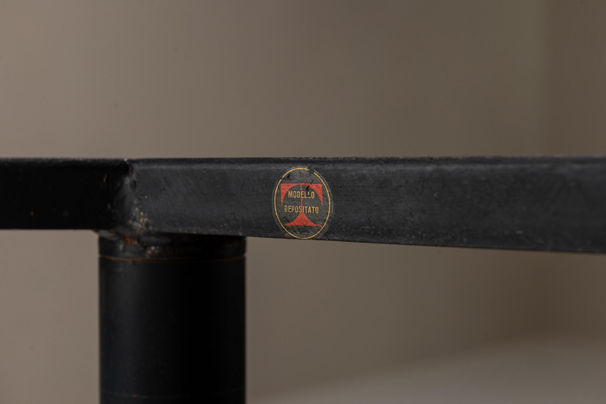 Bureau de direction 'T95' Osvaldo Borsani pour Tecno, Italie, années 1950 en vente 12