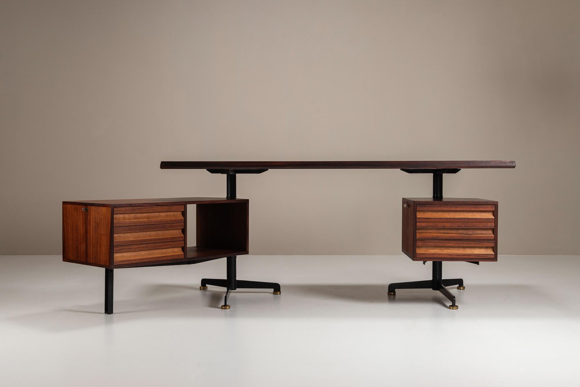 Mid-Century Modern Bureau de direction 'T95' Osvaldo Borsani pour Tecno, Italie, années 1950 en vente