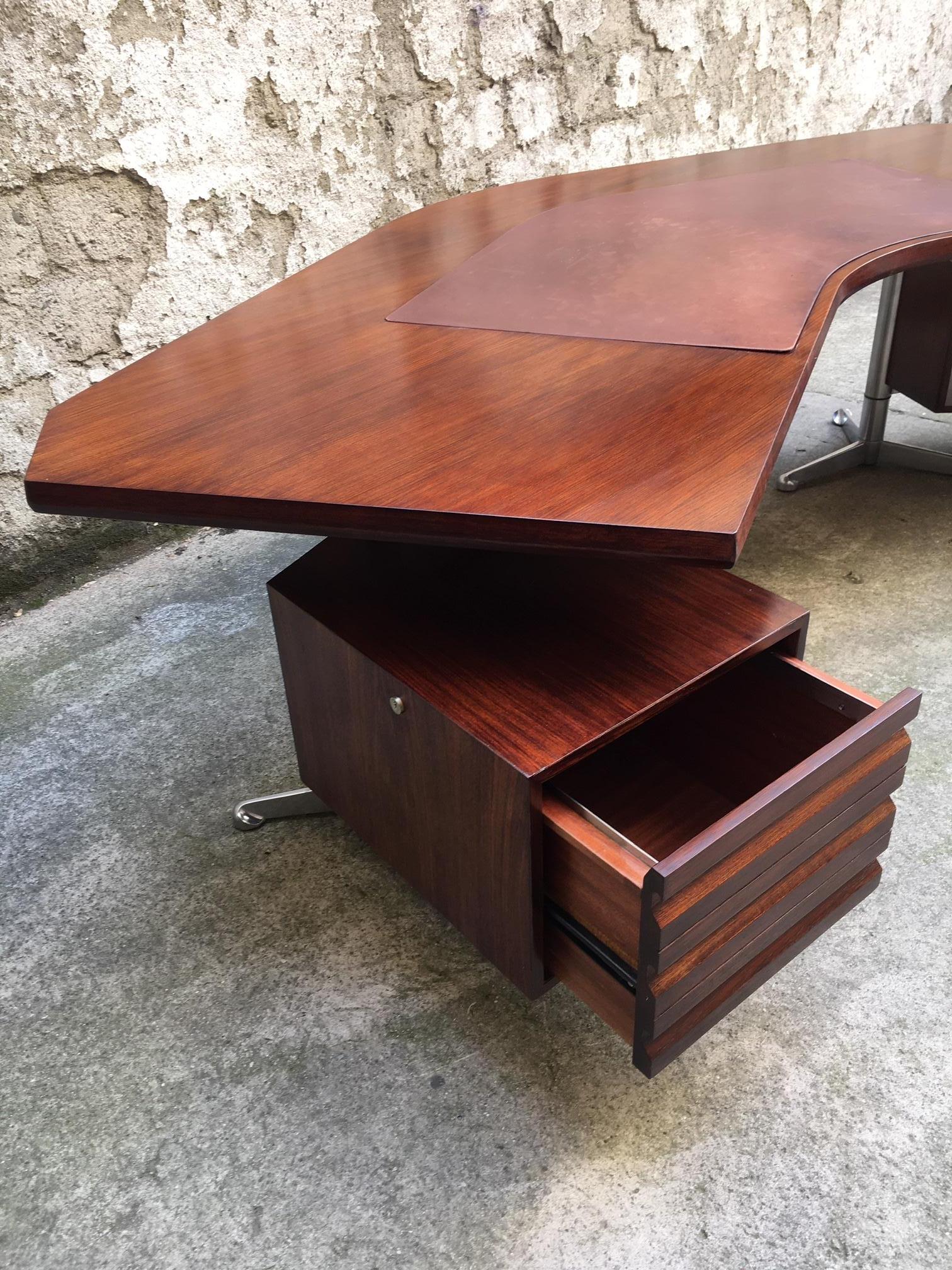 Aluminum Osvaldo Borsani T96 Rosewood & Steel Boomerang Writing Desk by Tecno, Italy 1956