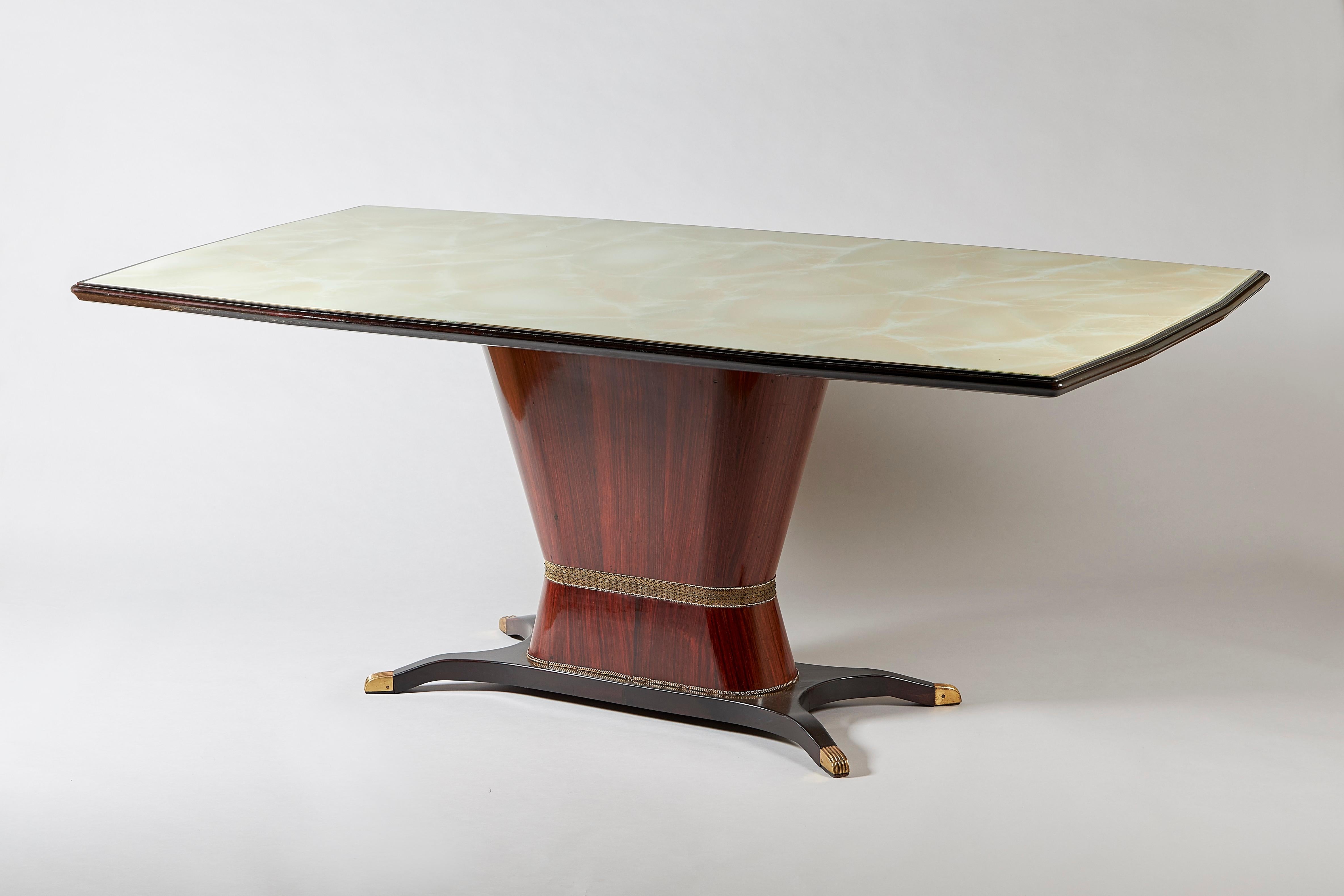 Osvaldo Borsani Italian rosewood dining table, circa 1950 For Sale 1
