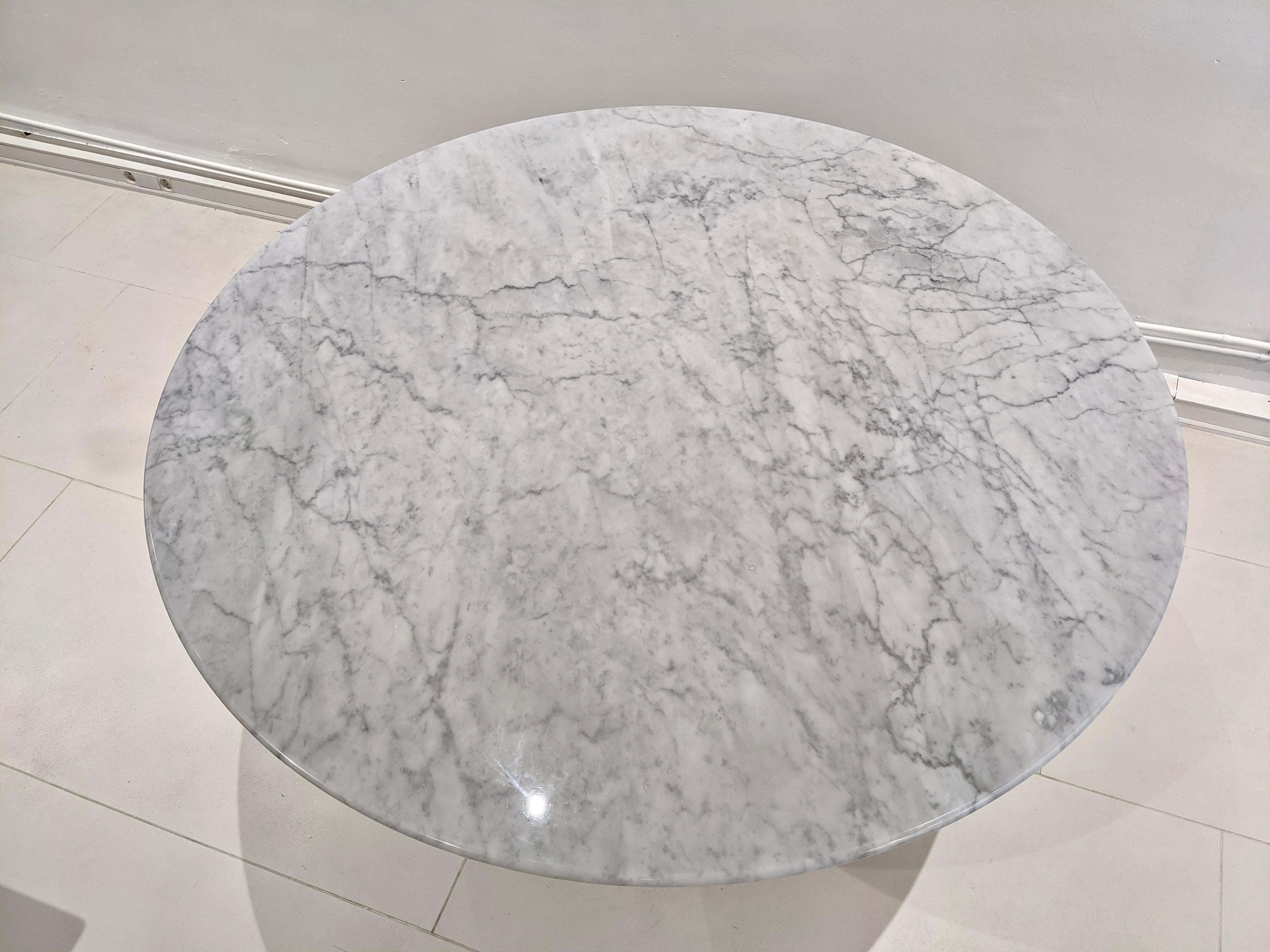 Mid-Century Modern Osvaldo Borsani Table for Tecno in Carrara Marble