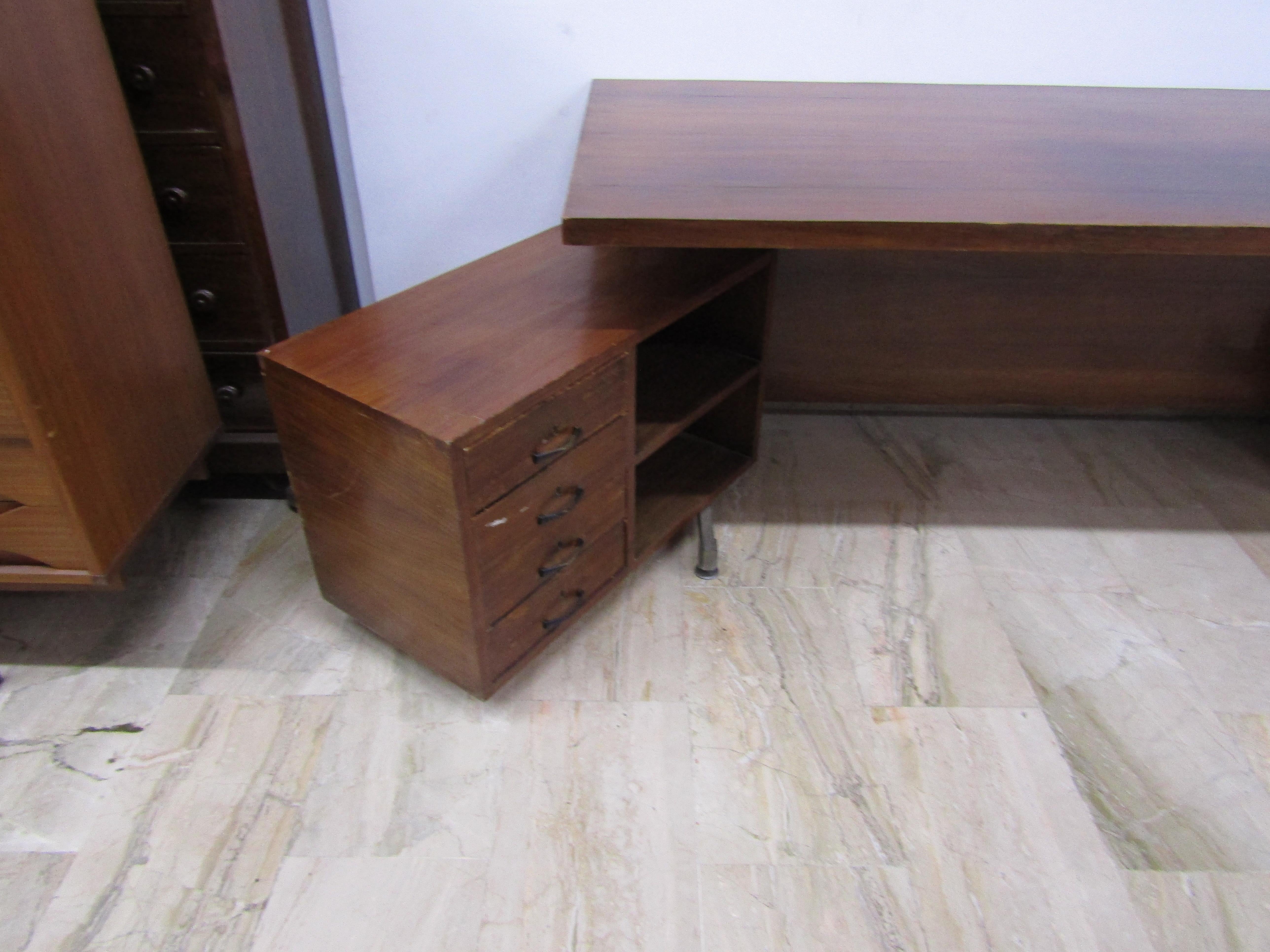 Osvaldo Borsani, Tecno, Desk (Moderne der Mitte des Jahrhunderts)