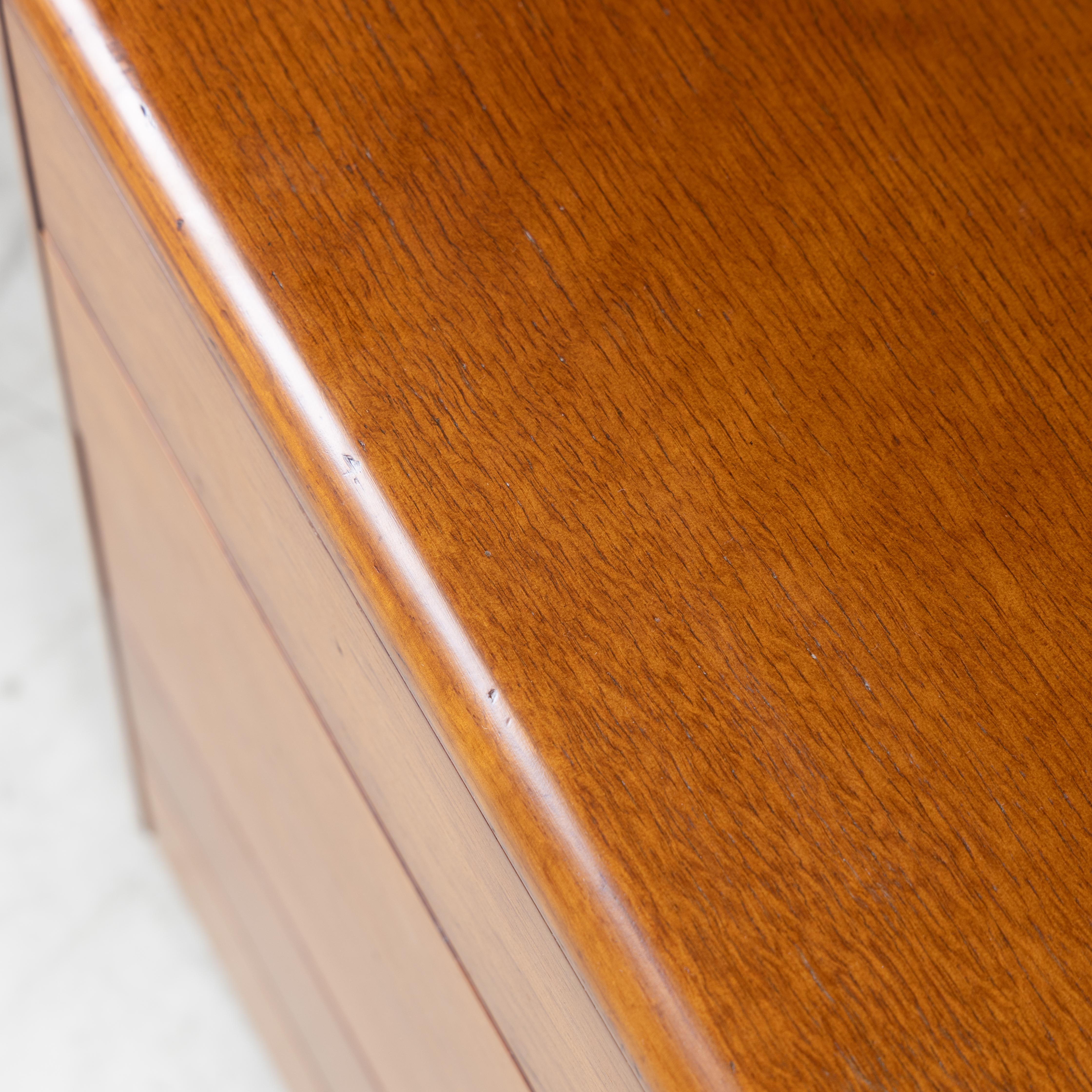 Cassettiera in legno Osvaldo Borsani Tecno, 1960 in vendita 7