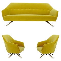 Suite trois pièces en velours jaune Osvaldo Borsani, Italie années 1950