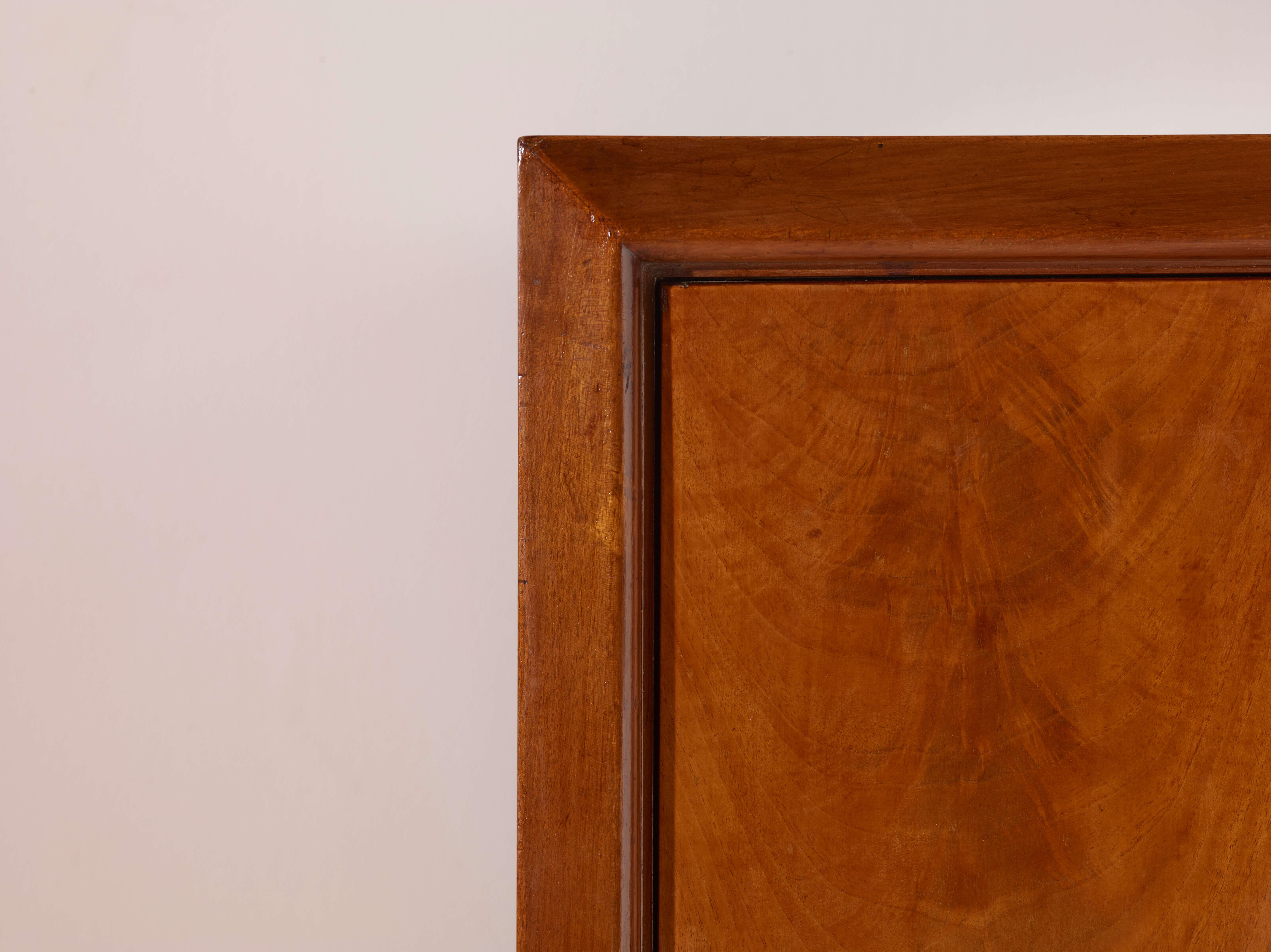 Grande credenza unica, Arredamenti attribuiti a Borsani Varedo, Italia, anni '40 2