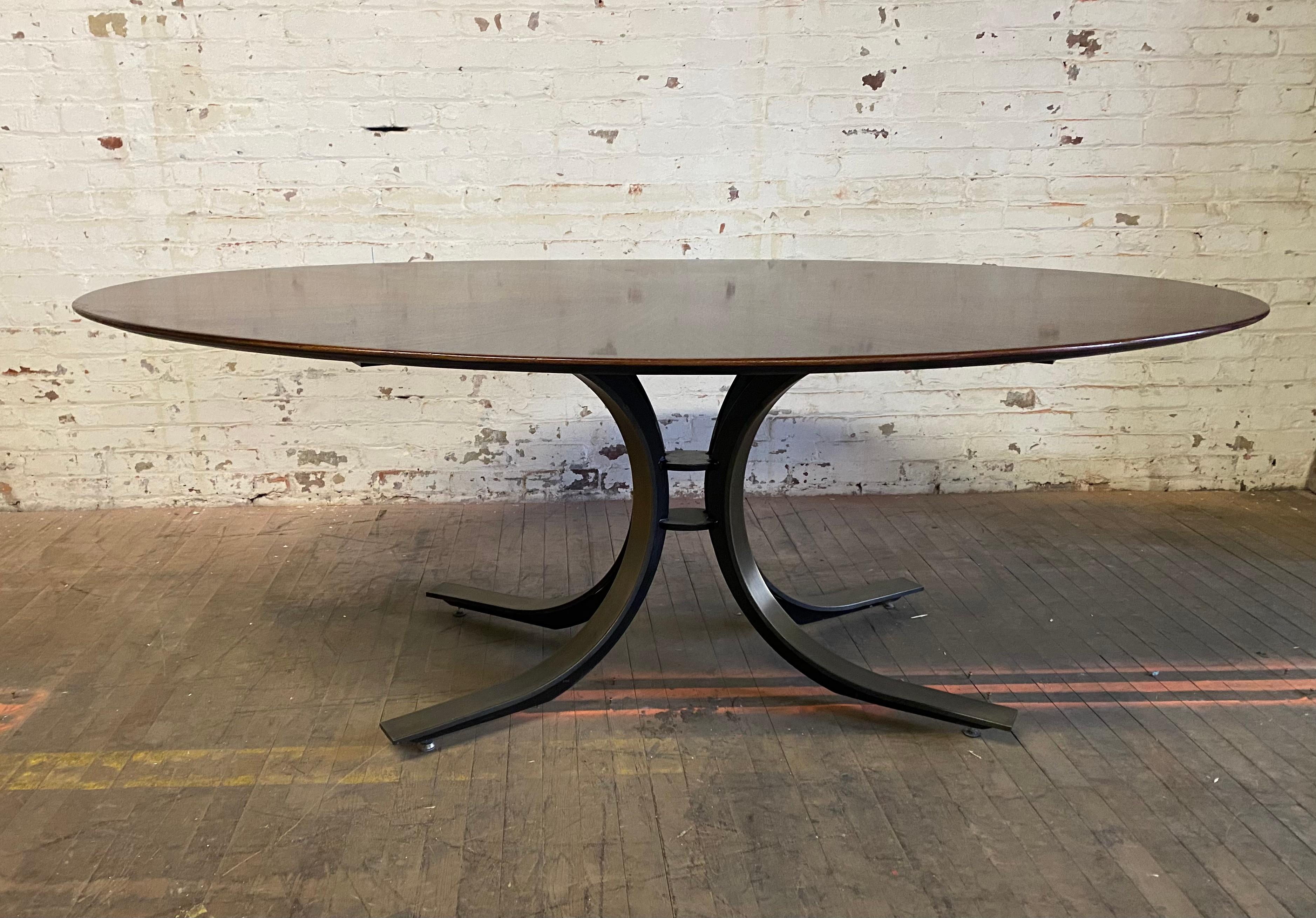 Osvaldo Borsani Walnut & Bronzed Steel Oval Dining Table, c. 1970 3