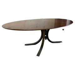 Table de salle à manger ovale Osvaldo Borsani en noyer et acier bronzé, vers 1970