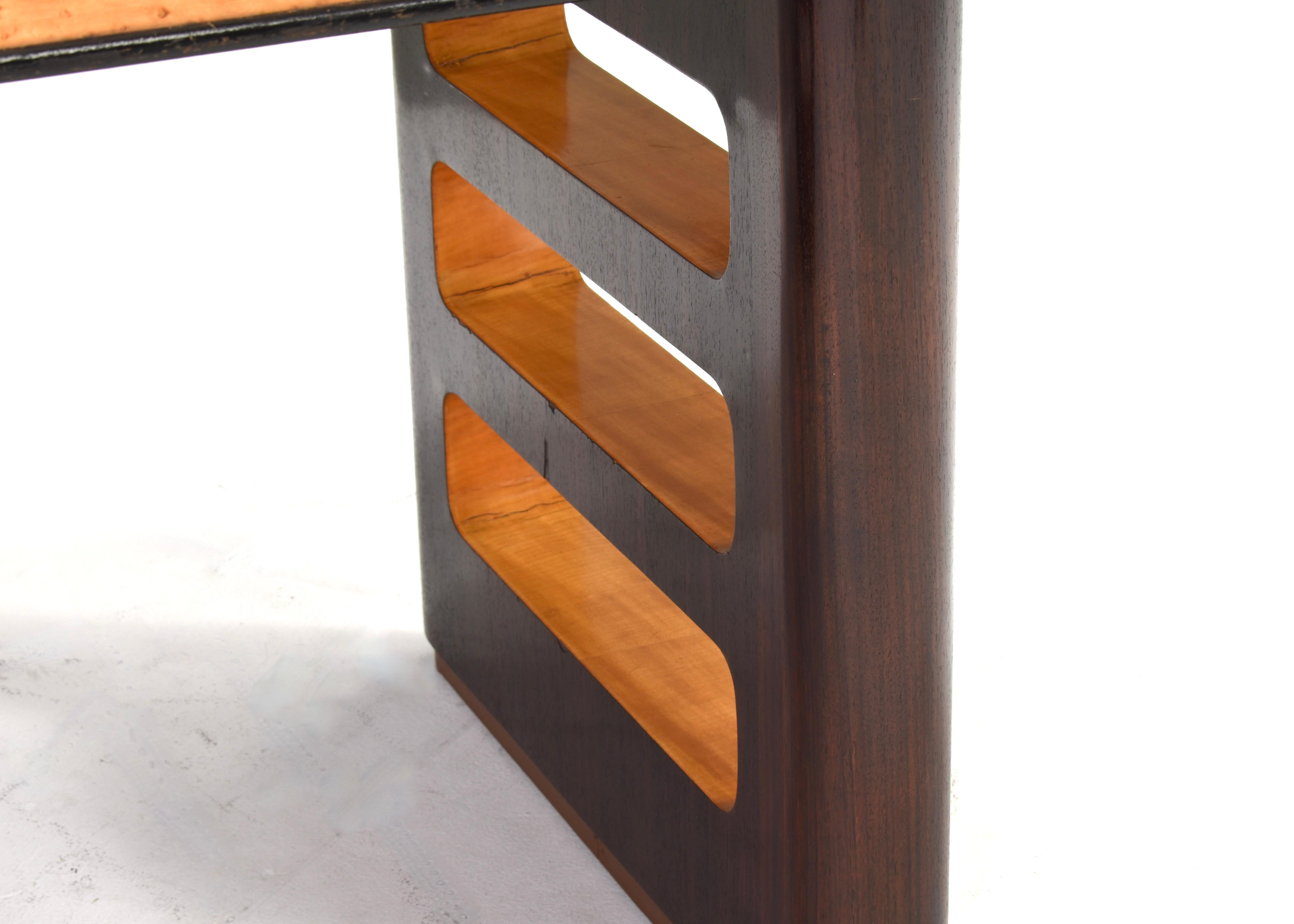 Osvaldo / Gaetano BORSANI Art-Deco Dining table / desk - Italy, circa 1930-50 For Sale 5