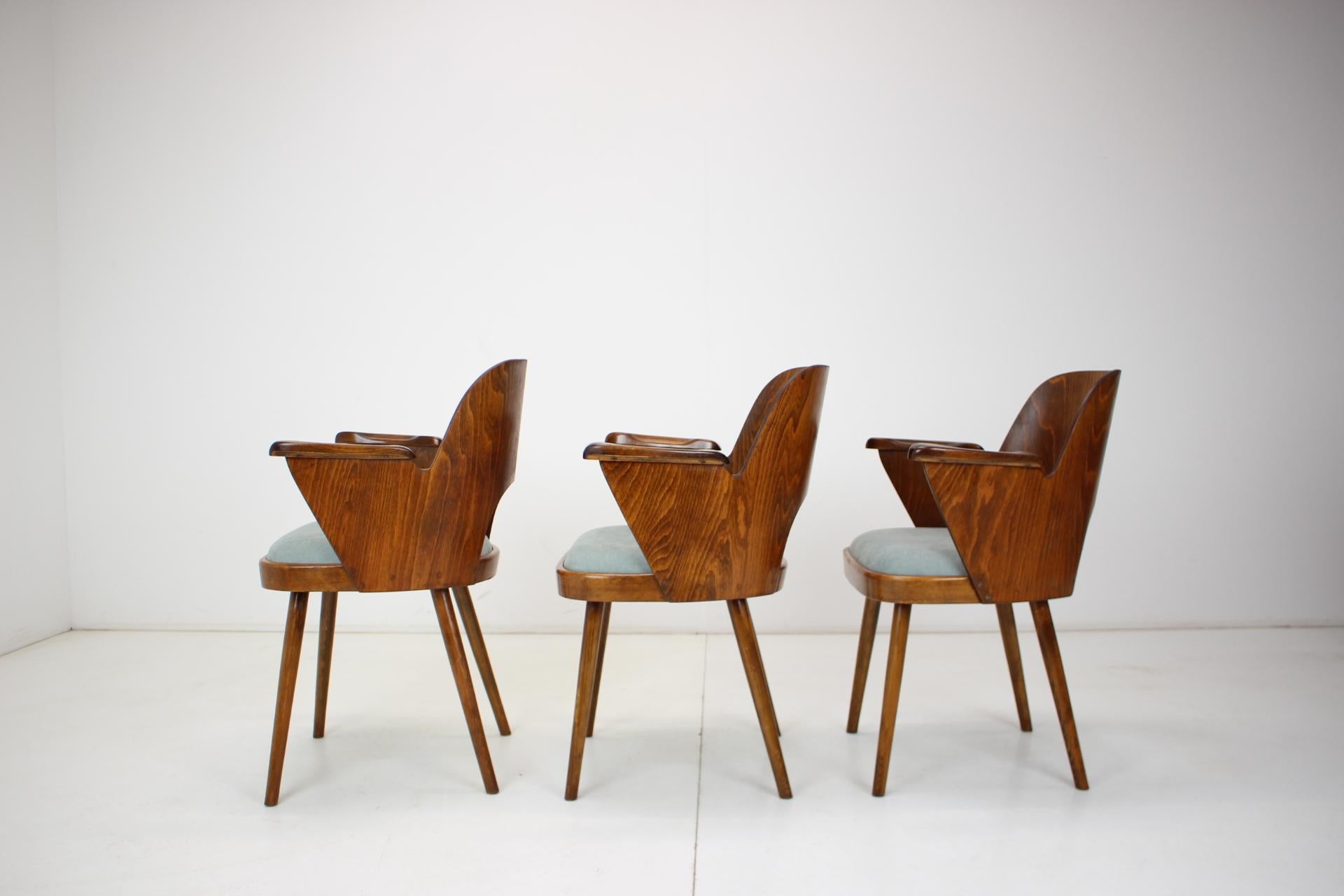 Oswald Haerdtl Beech Dining Chair, Czechoslovakia, 1960s In Good Condition For Sale In Praha, CZ