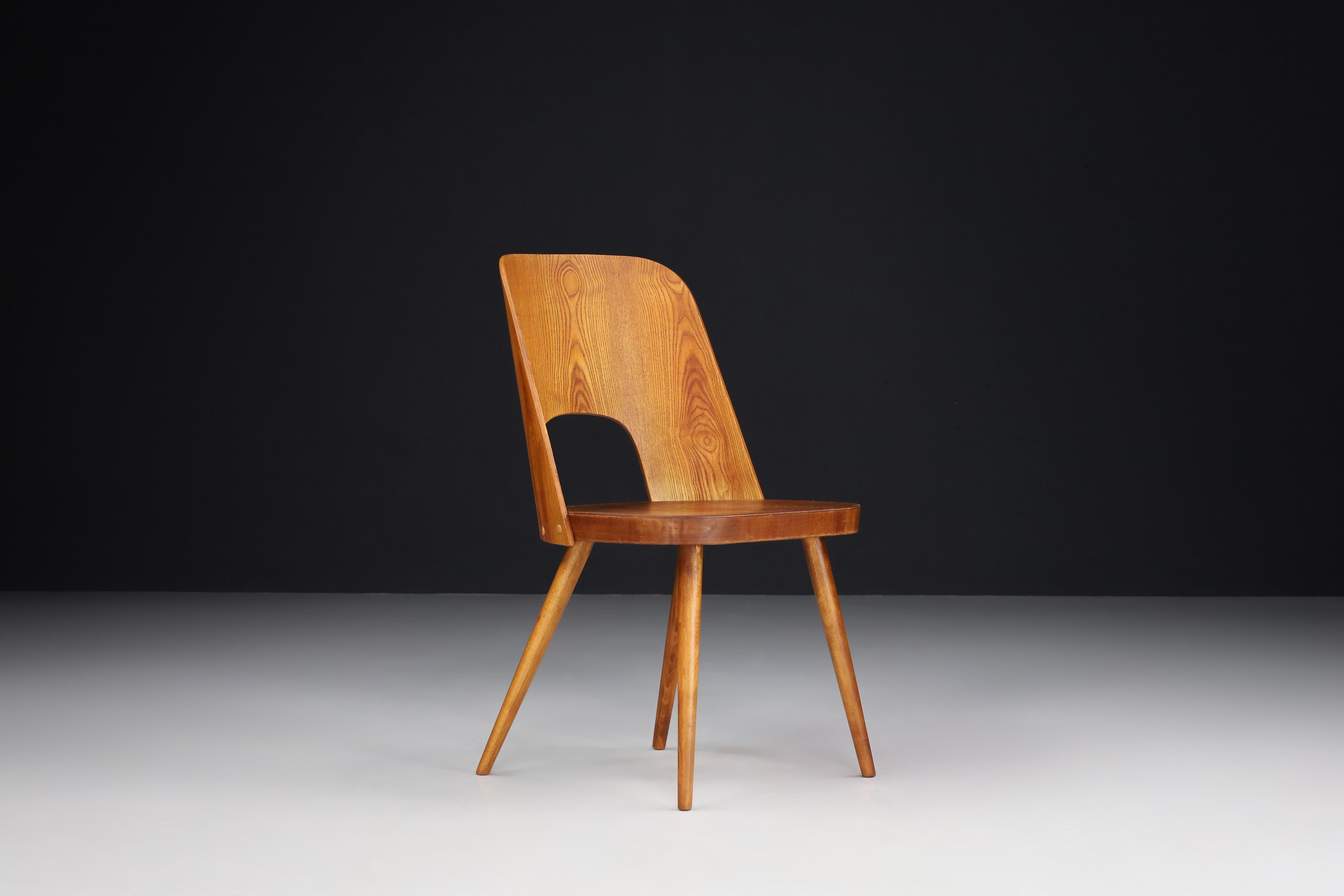 Oswald Haerdtl Beech Dining Chairs, 1950s  For Sale 3