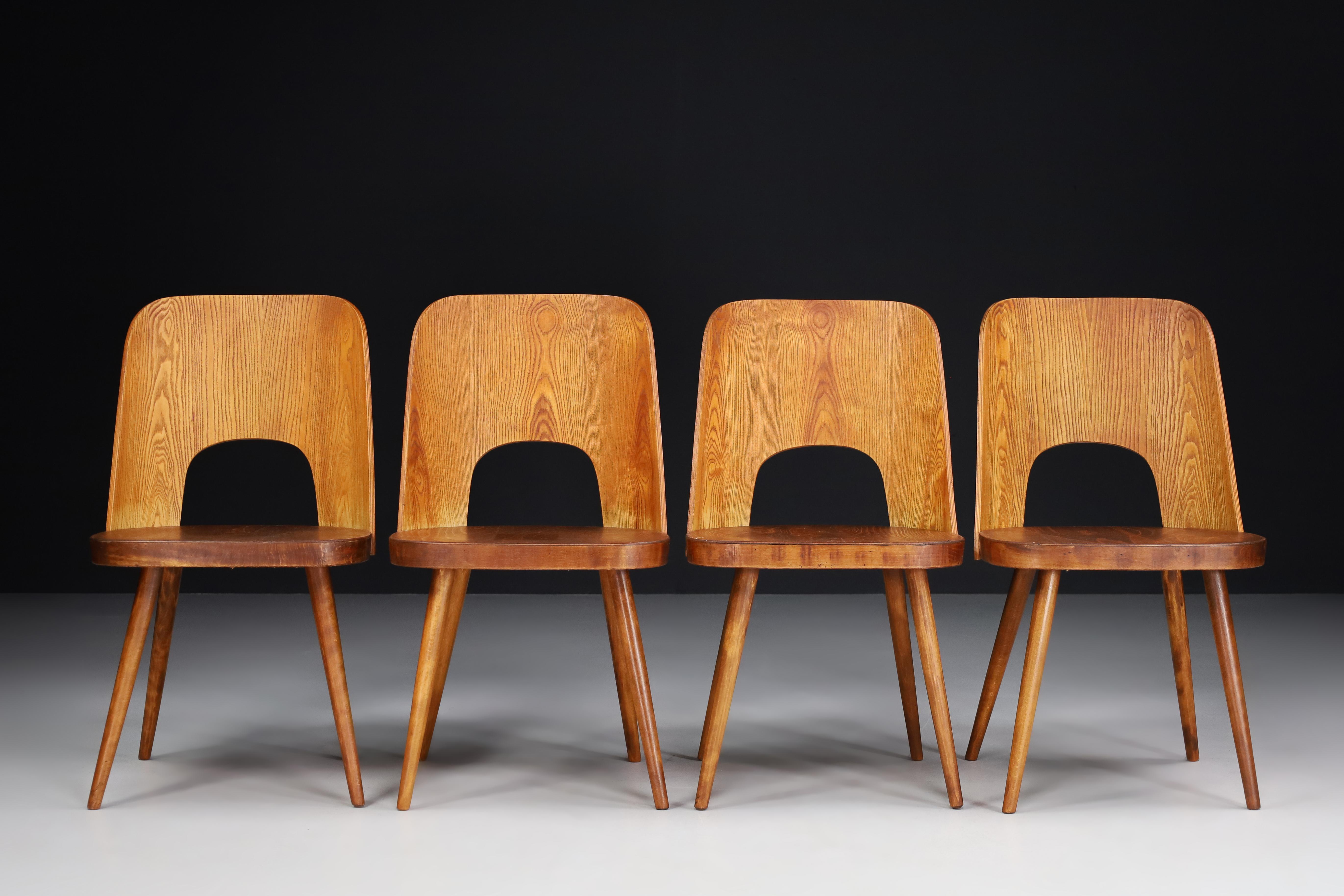 Oswald Haerdtl Esszimmerstühle aus Buche, 1950er Jahre  (Moderne der Mitte des Jahrhunderts) im Angebot