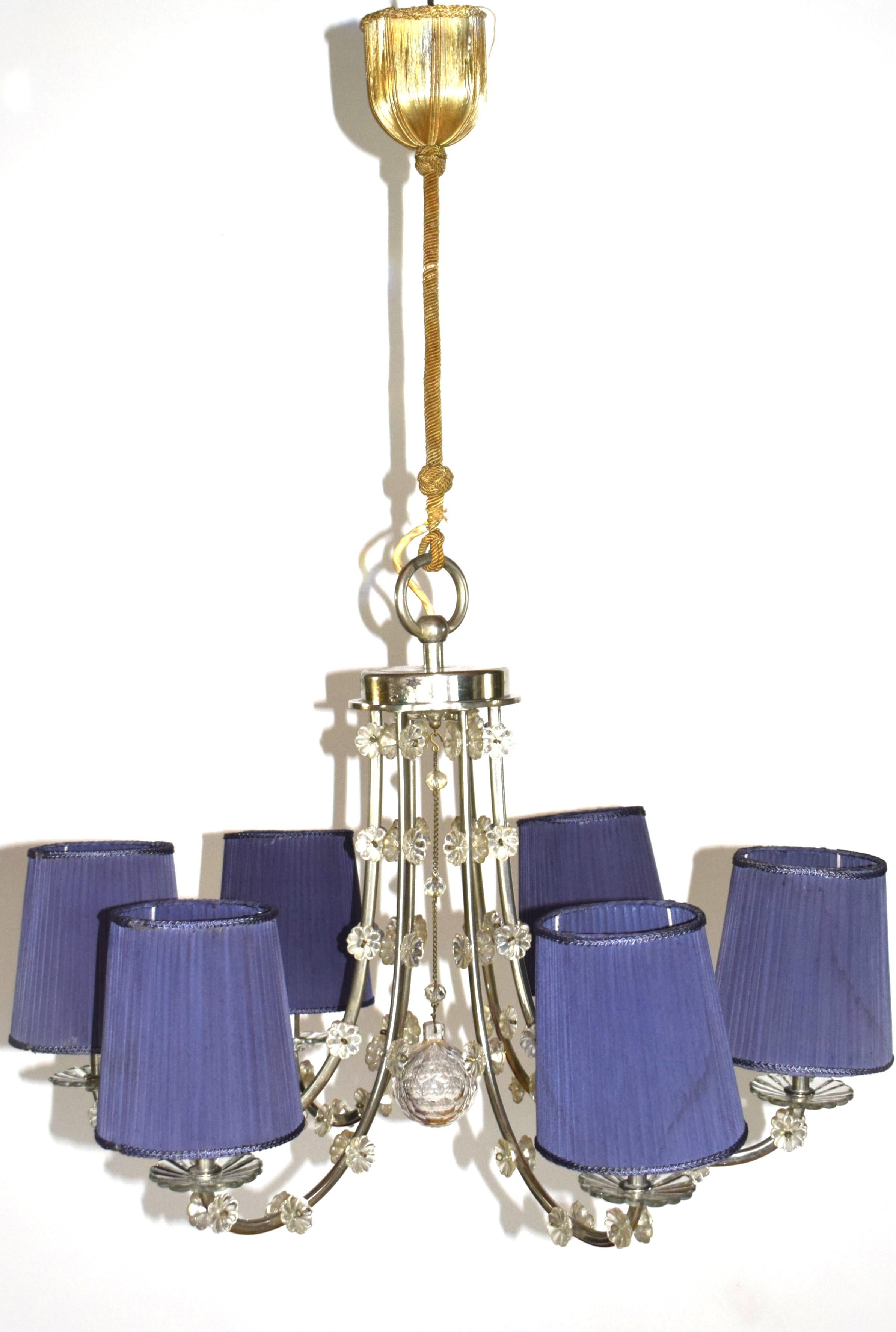 Oswald Haerdtl: Kristalllüster aus Messing von Lobmeyr, Österreich, 1930er Jahre (Art déco) im Angebot