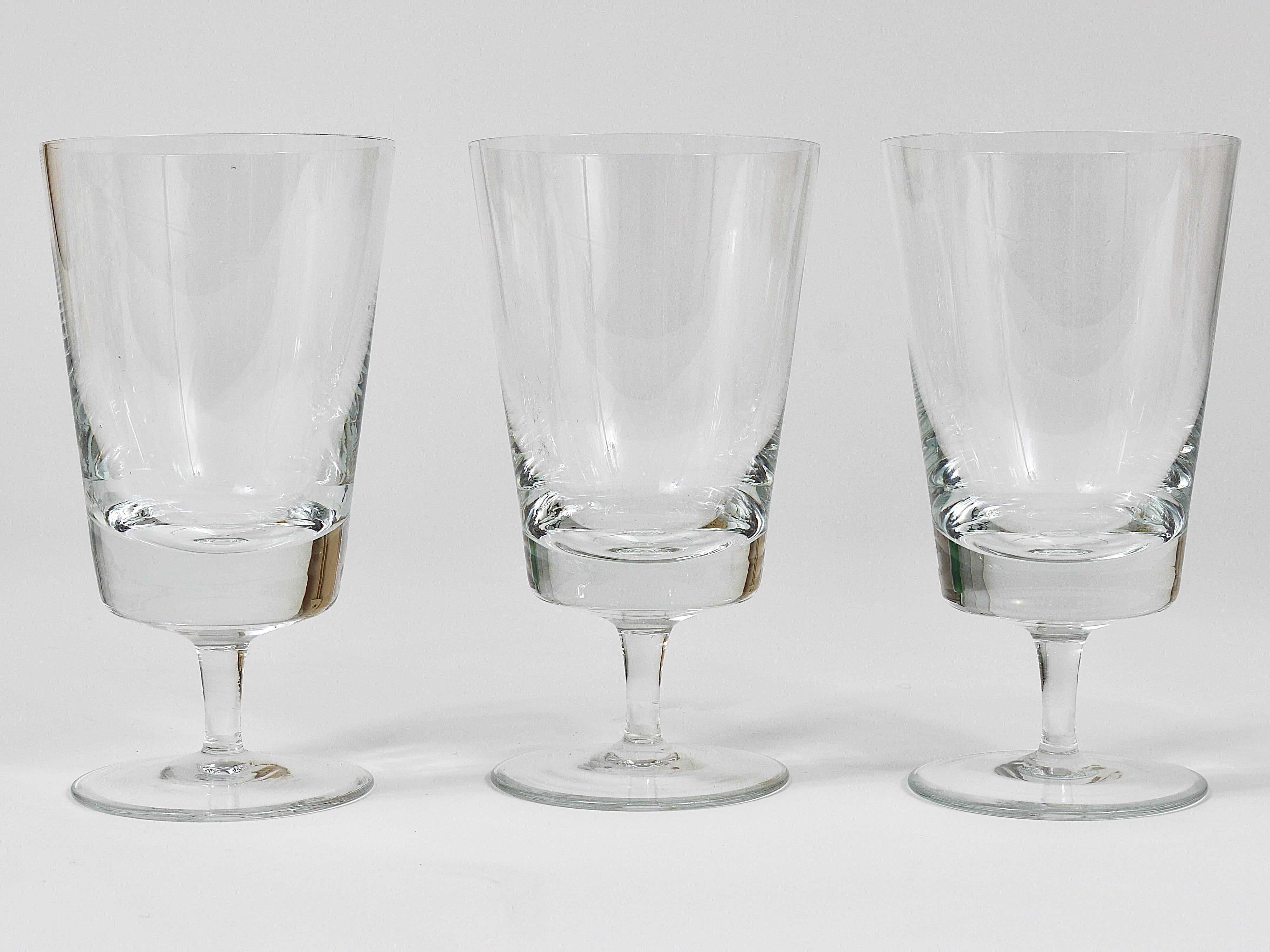 Fait main Oswald Haerdtl - Ensemble de six verres à vin en cristal du milieu du siècle, Autriche, années 1950 en vente