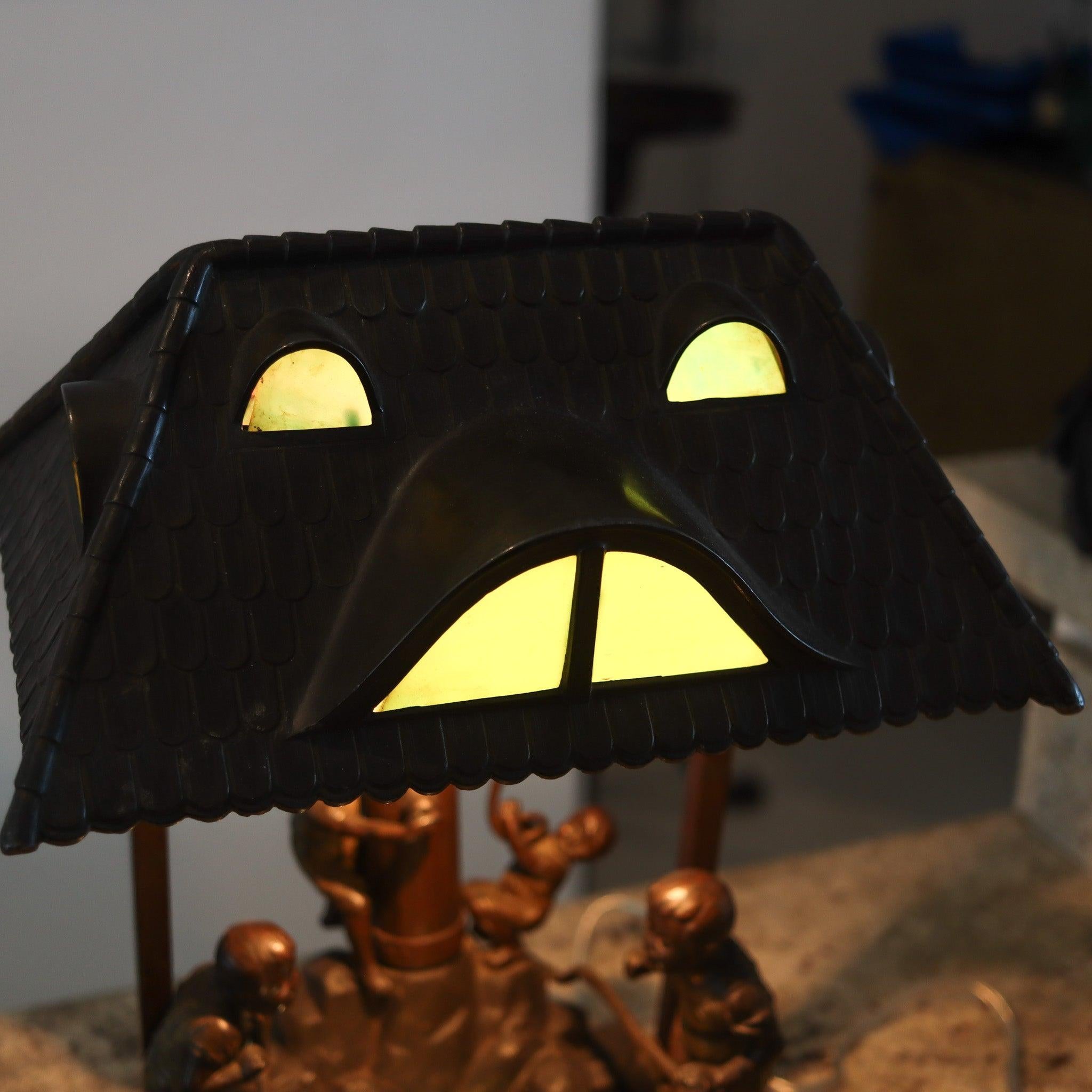 Lampe de bureau osWALD SCHIMMELPFENNIG 1890 avec des enfants dans une pompe à eau en vente 1
