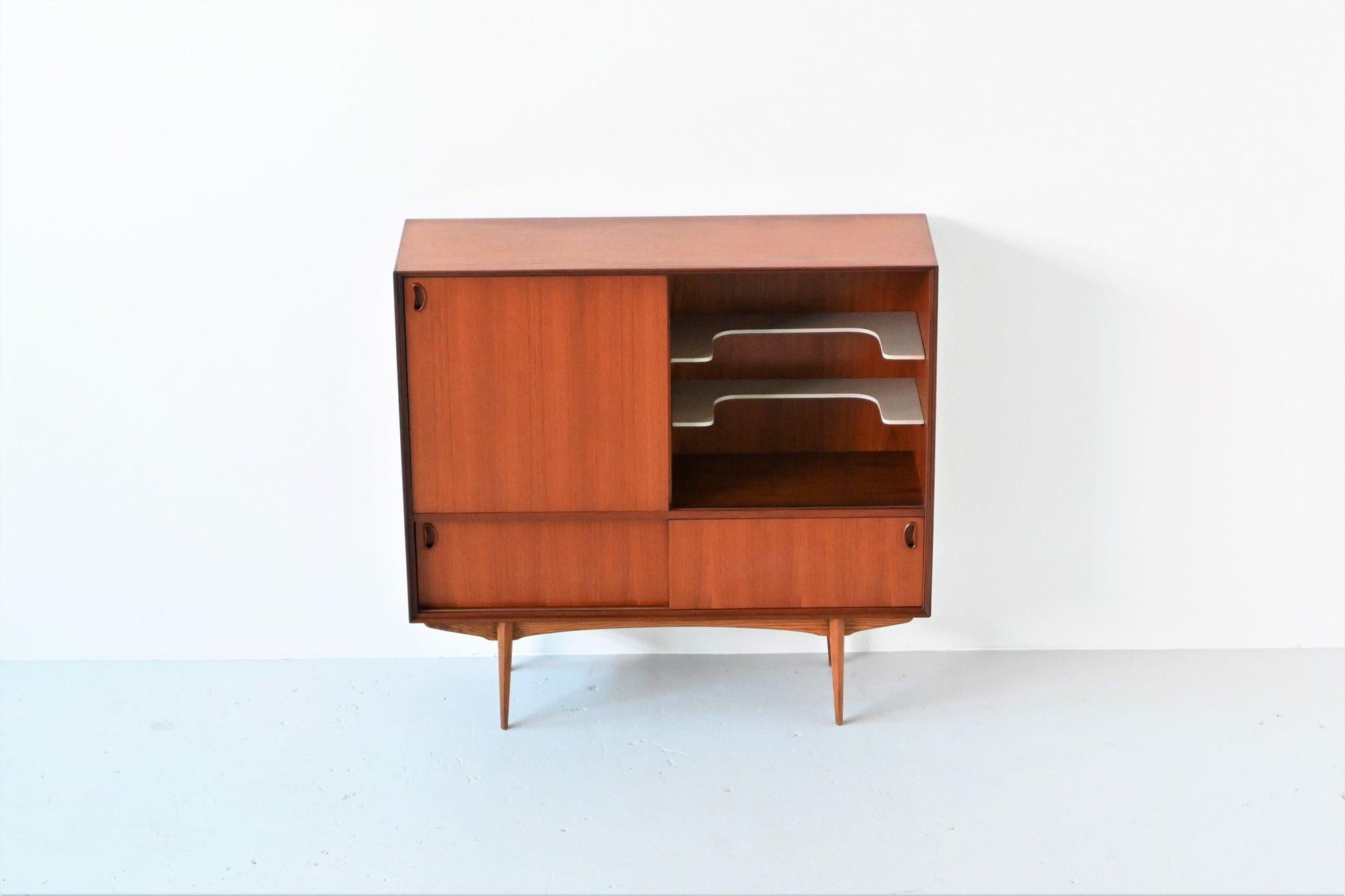 Oswald Vermaercke Model Paola Teak Buffet V-Form, Belgium, 1959 7