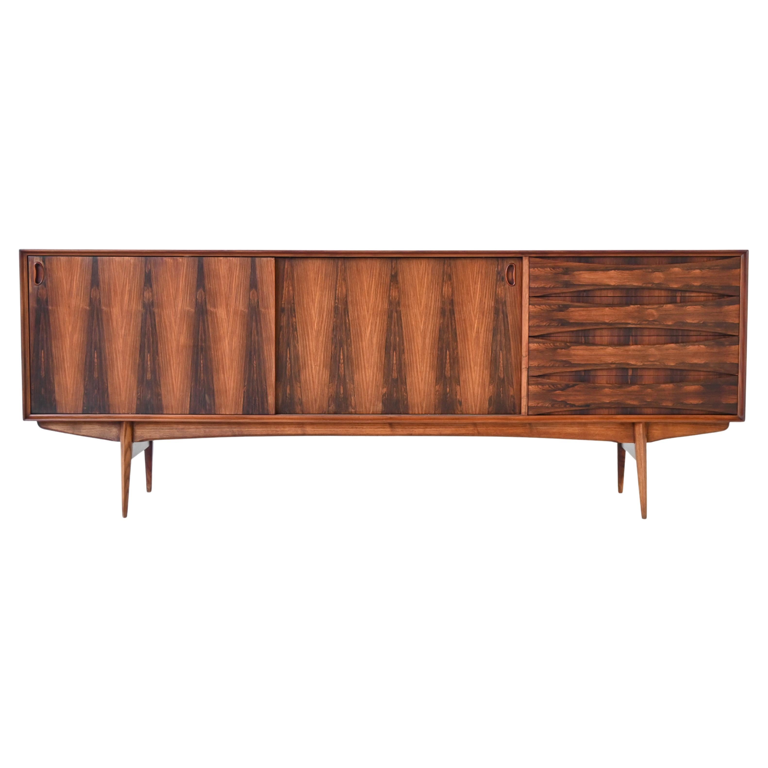 Oswald Vermaercke 
Paola
 sideboard rosewood V Form Belgium 1960 For Sale