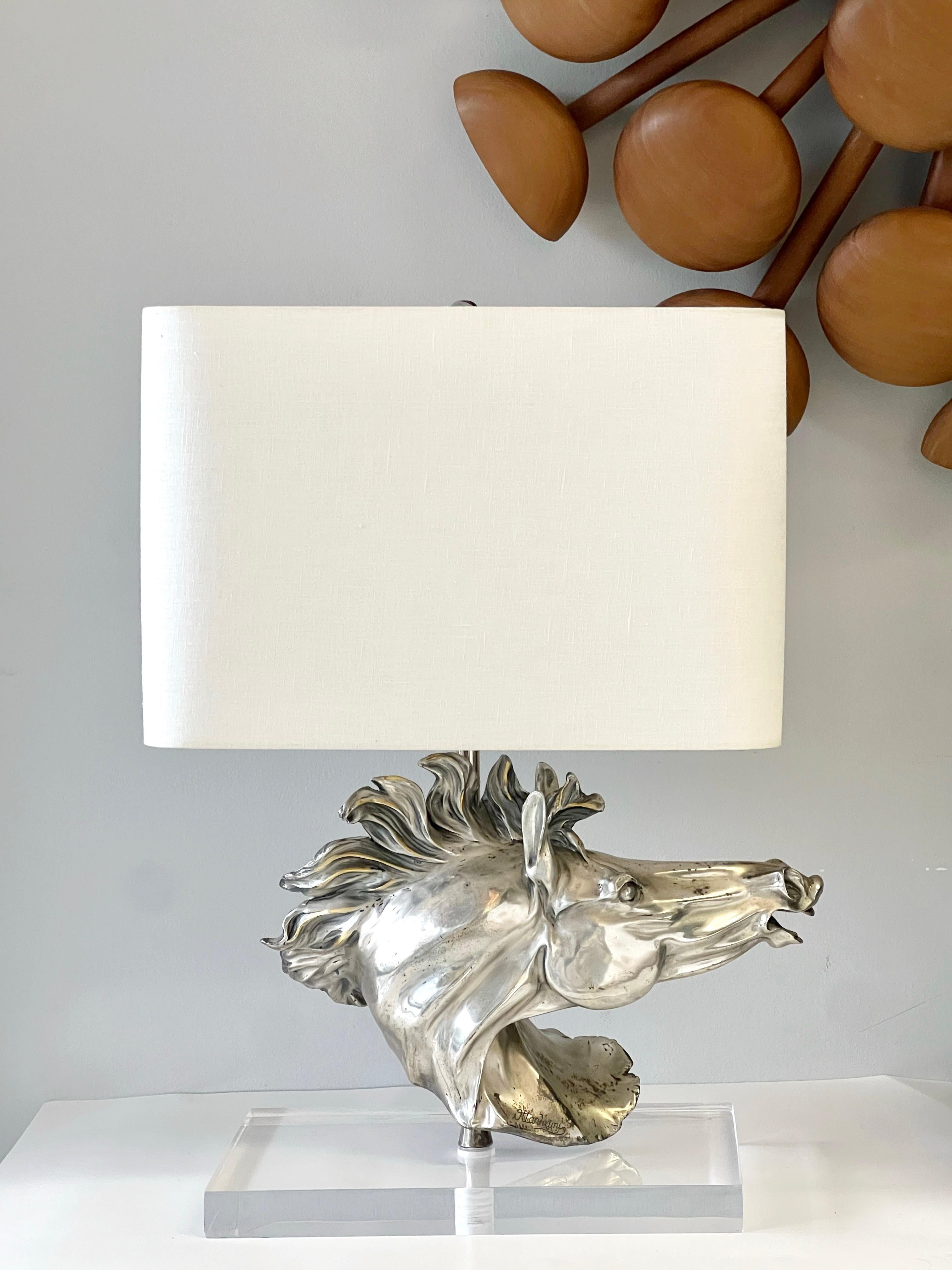 Lampada da tavolo a cavallo grande in argento di Otavianni in vendita 9