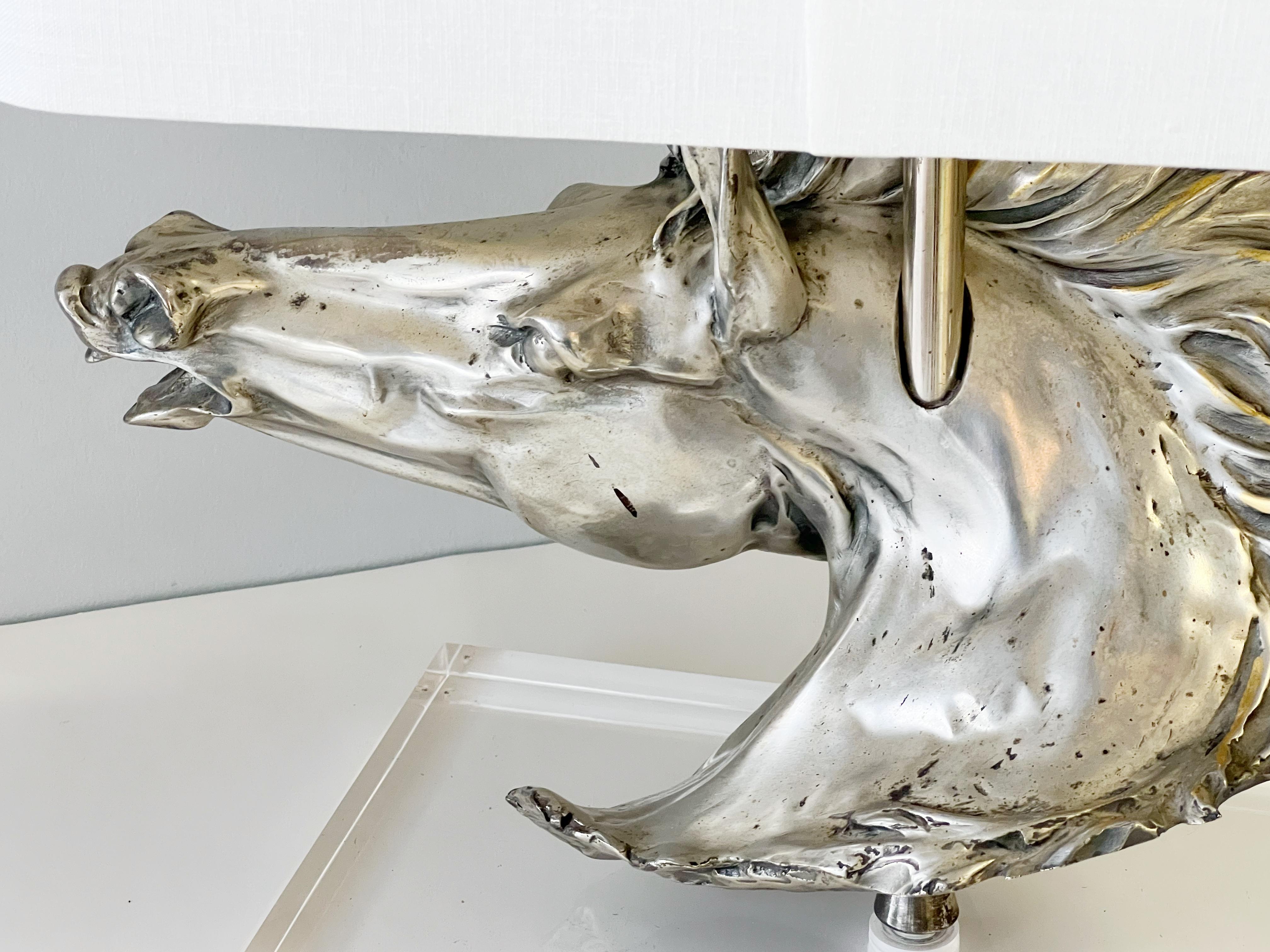 Lampada da tavolo a cavallo grande in argento di Otavianni in vendita 2