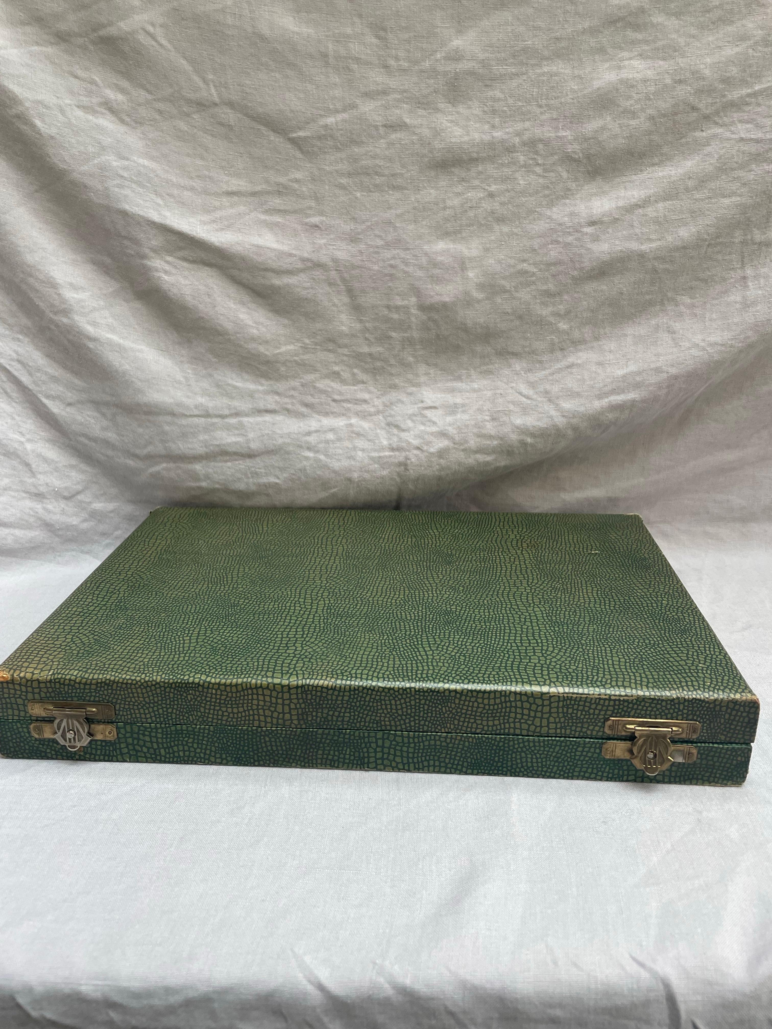 20th Century Othello Solingen Stag Antler Carving Set in Original Fitted Case, Germany For Sale