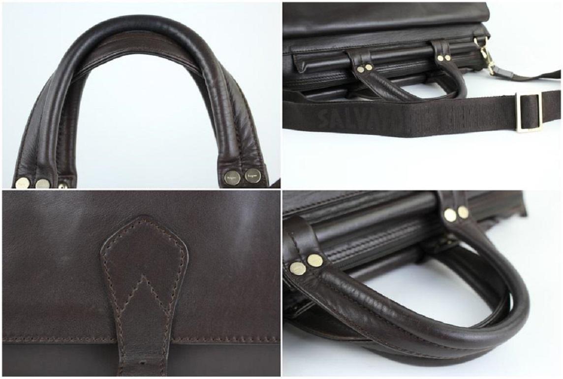 Other Briefcase Satchel 2way 99mt32 Dark Brown Leather Messenger Bag In Good Condition For Sale In Dix hills, NY