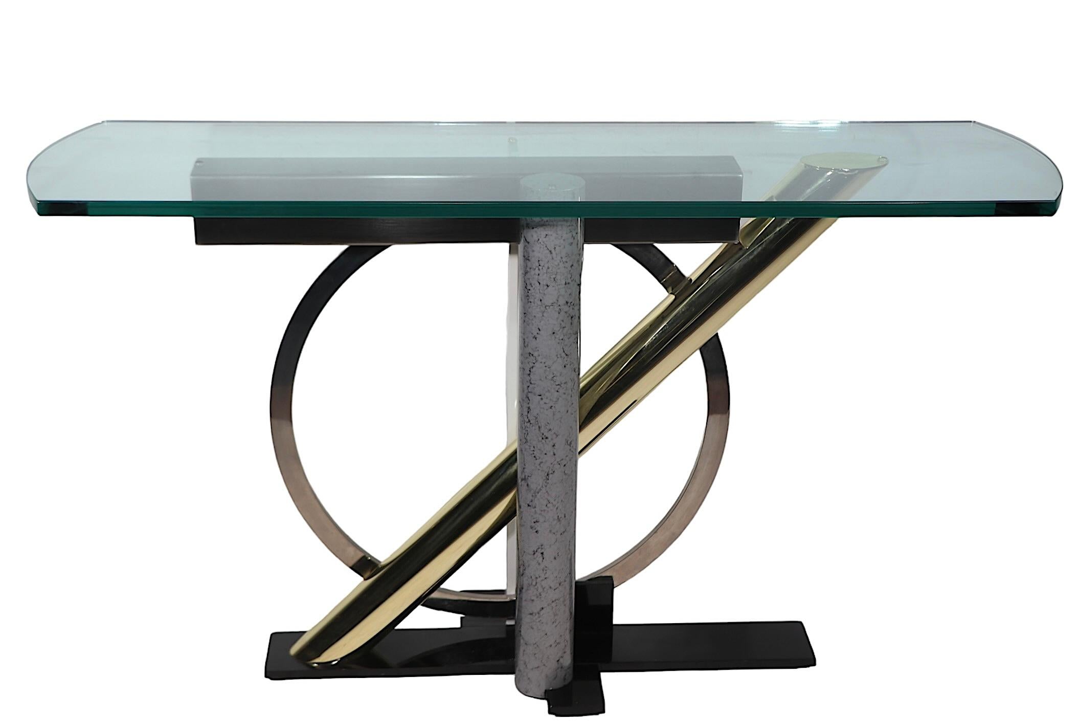 Oto Console Table  In Good Condition For Sale In New York, NY