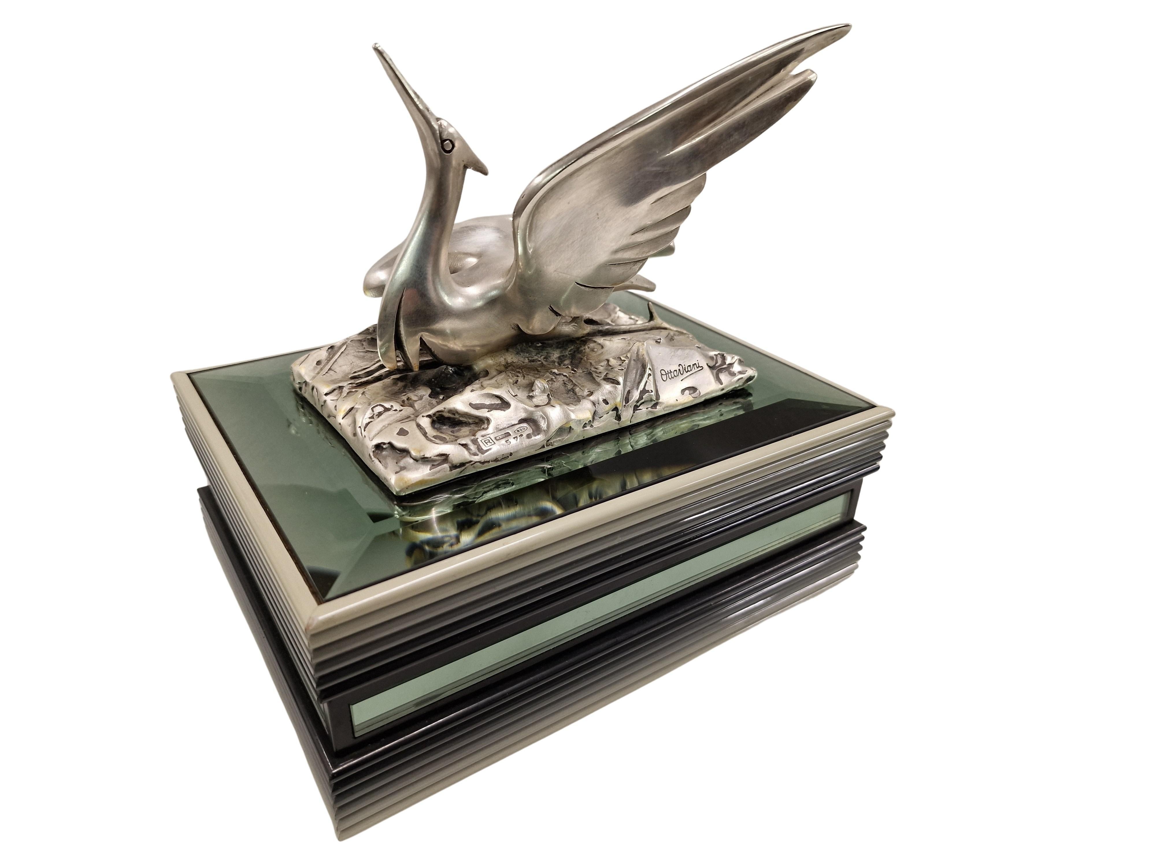 Caja con tapa de plata de ley italiana de mediados de siglo Ottaviani con grulla de pájaro, años 70 9