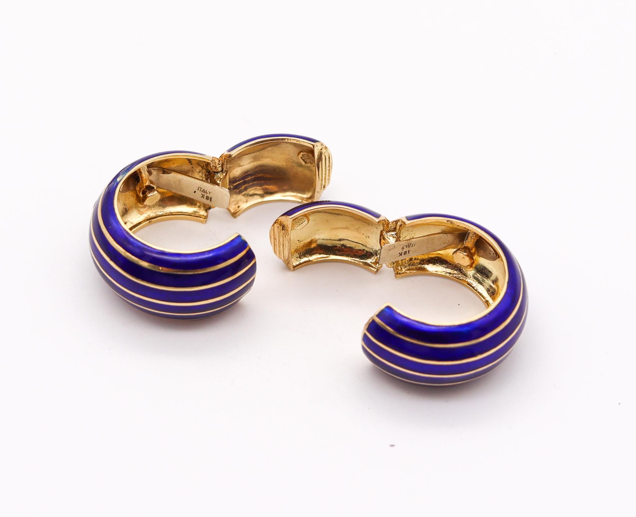 Ottavio Molina 1970 Italian Blue Enameled Hoops Earrings in 18kt Yellow Gold In Excellent Condition For Sale In Miami, FL