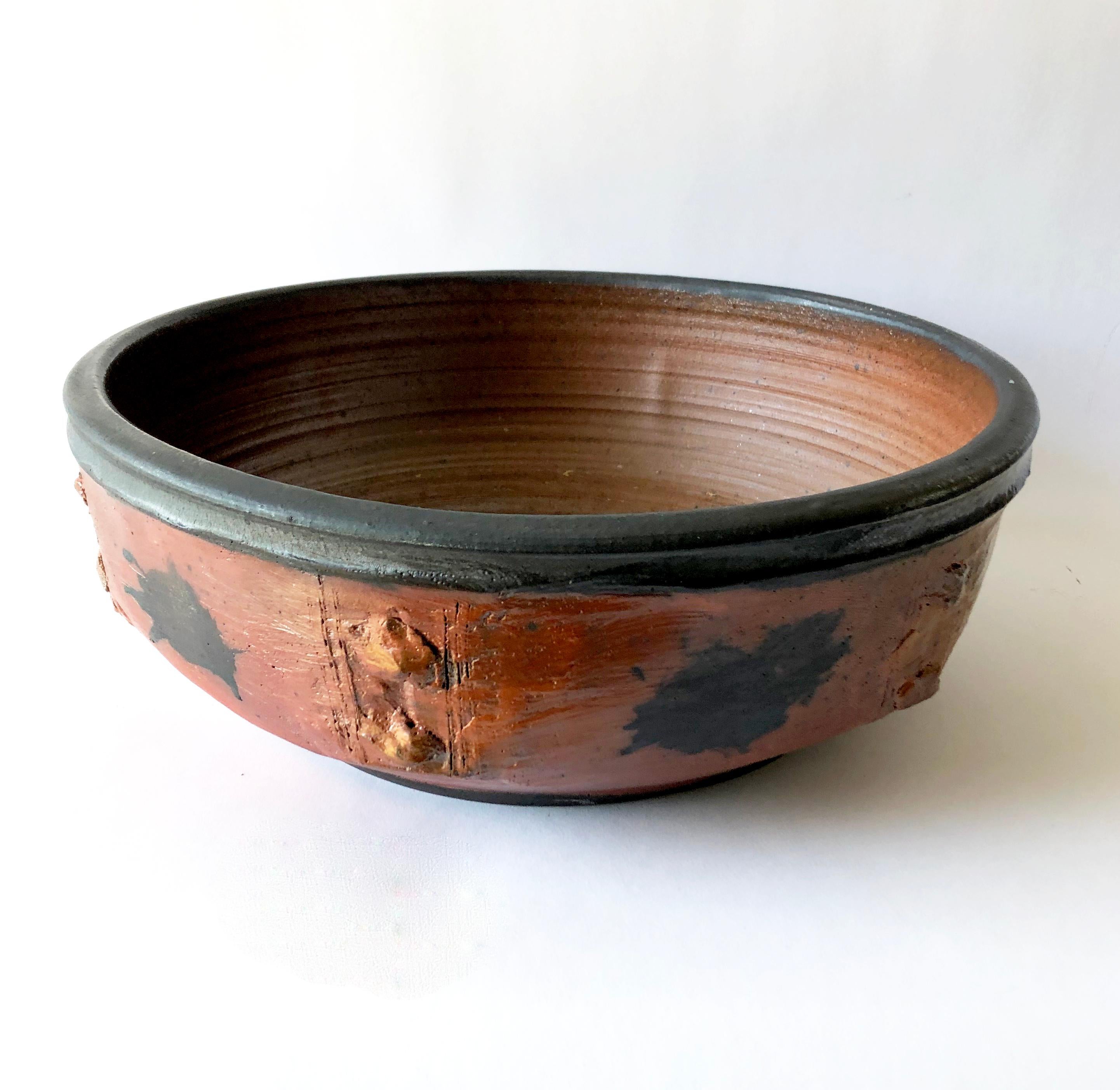 Large scale stoneware bowl created by Otto and Vivika Heino of Ojai, California. Bowl measures 5.5
