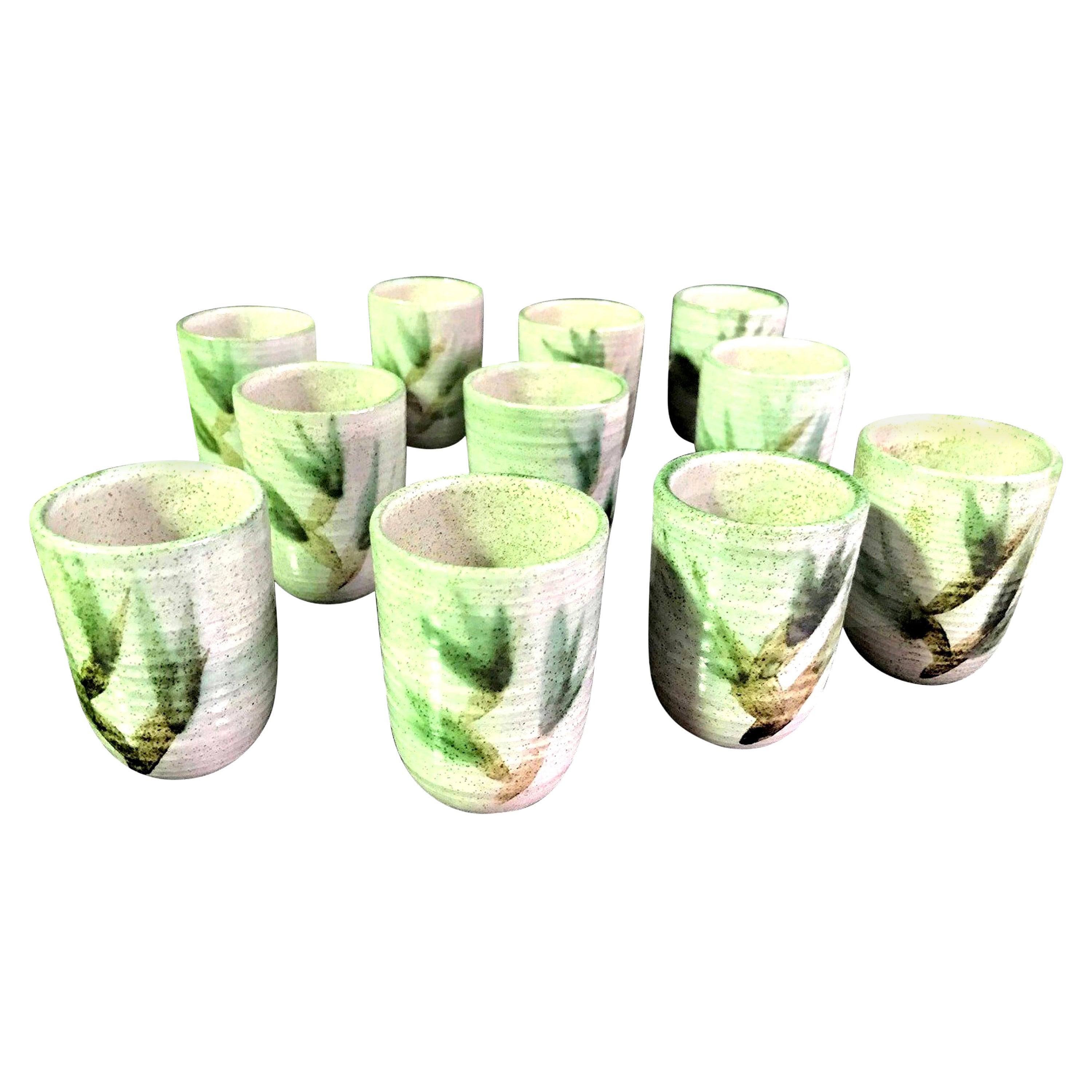 Otto and Vivika California Pottery Mid-Century 12-Piece Goblet Tea Cup Set (ensemble de 12 gobelets à thé) en vente