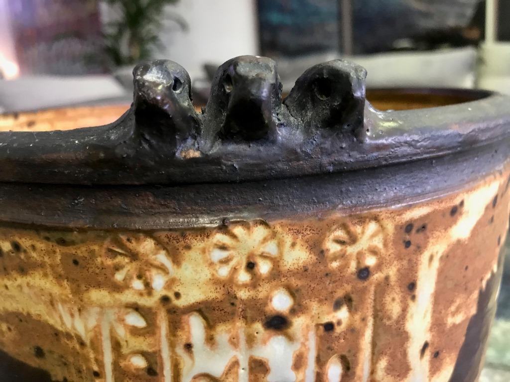 Américain Otto et Vivika Heino Pot monumental en céramique à six têtes d'oiseaux, moulé à la main en vente