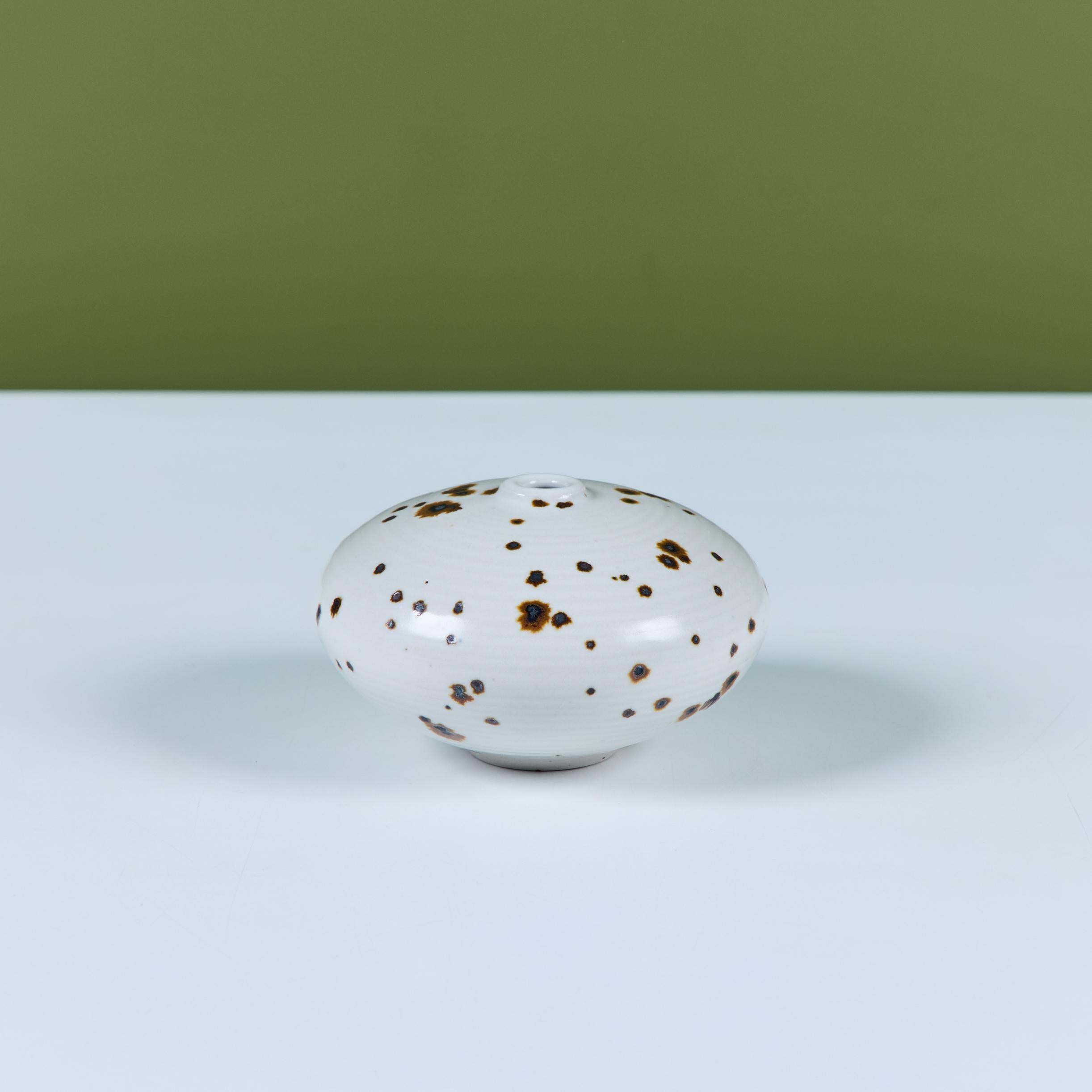 Smaltato Otto and Vivika Heino Vaso di gemme in ceramica smaltata con macchie di colore in vendita