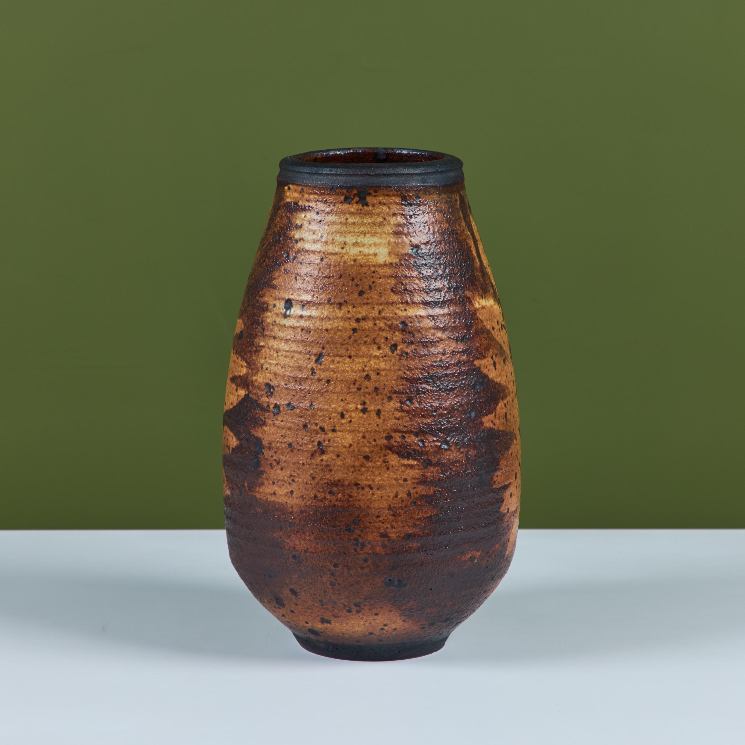 Smaltato Vaso di Studio Pottery di Otto and Vivika Heino in vendita