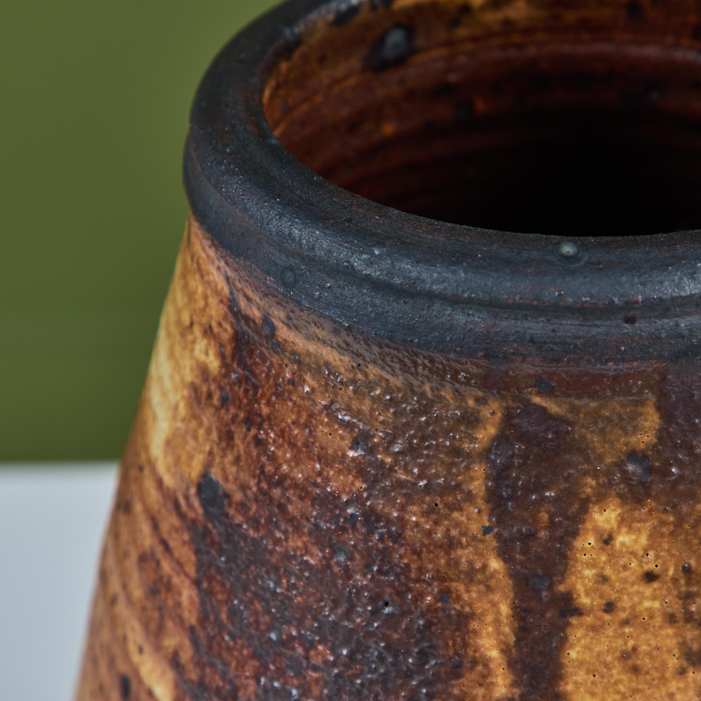 Vaso di Studio Pottery di Otto and Vivika Heino in vendita 1