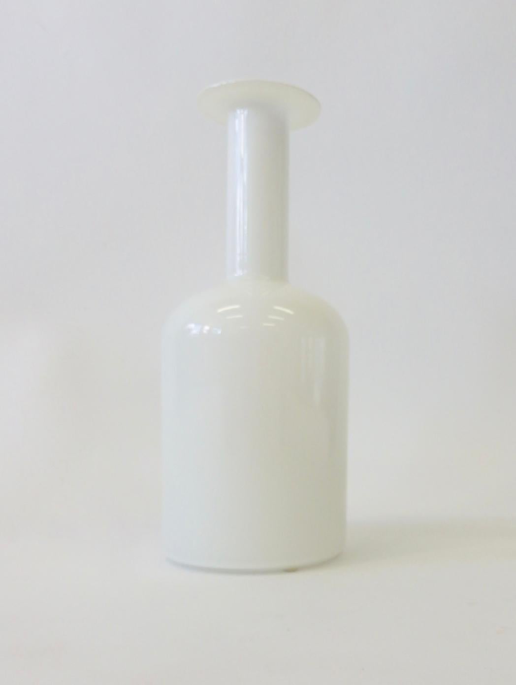 Otto Brauer Gulvvase series Holmegaard Danish White Cased Glass Bottle Vase In Excellent Condition In Ferndale, MI
