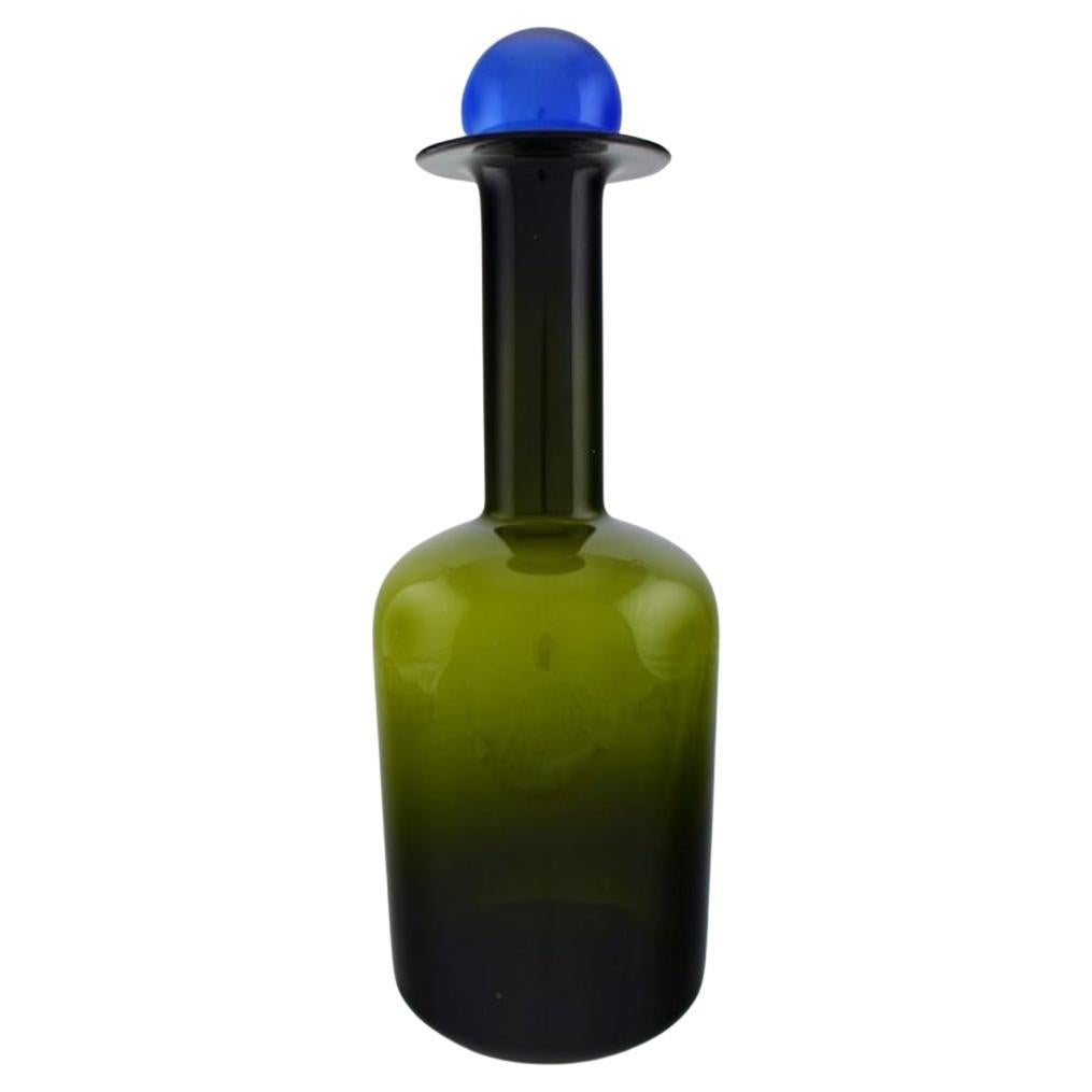 Grand vase/bouteille en verre d'art vert avec boule bleue Otto Brauer pour Holmegaard