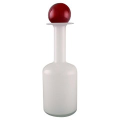 Otto Brauer for Holmegaard, Vase or Bottle in White Art Glass with Red Ball