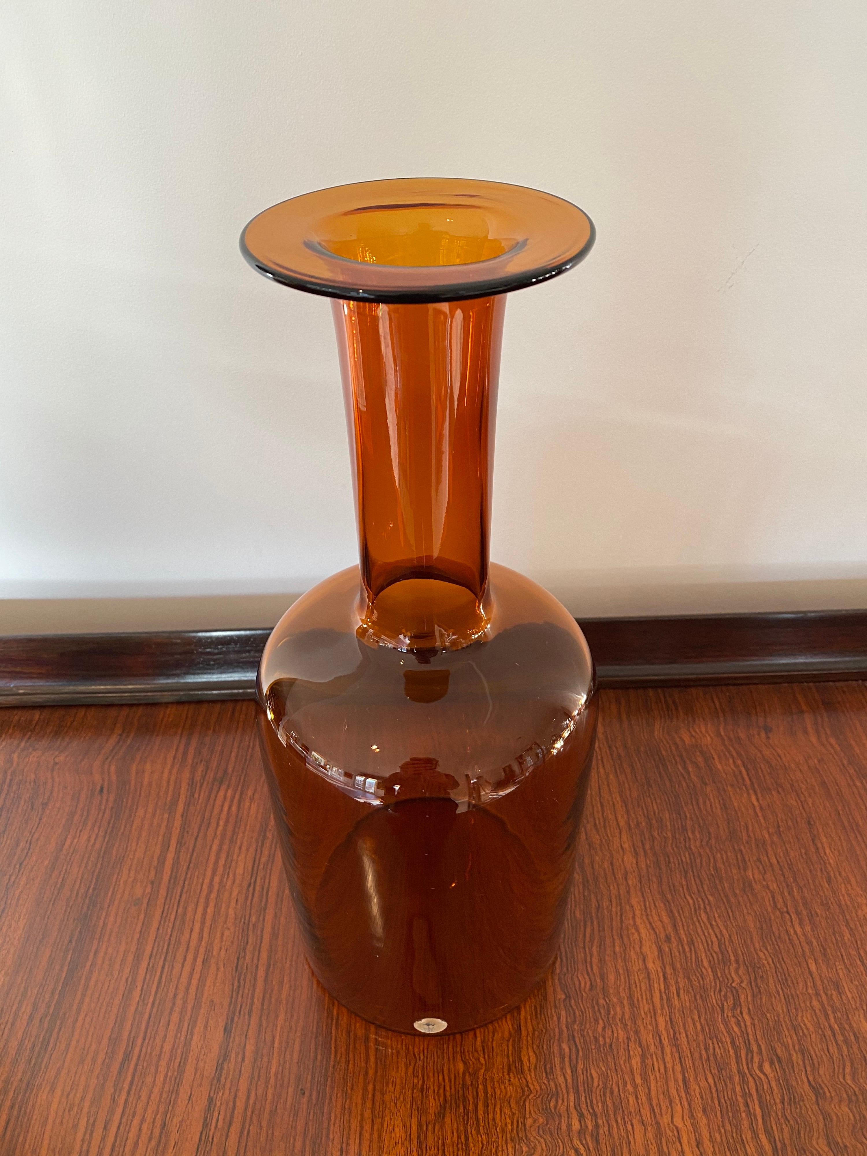 Otto Brauer glass vase in amber by Kastrup Homegaard. Made in Denmark. Retains original paper label.