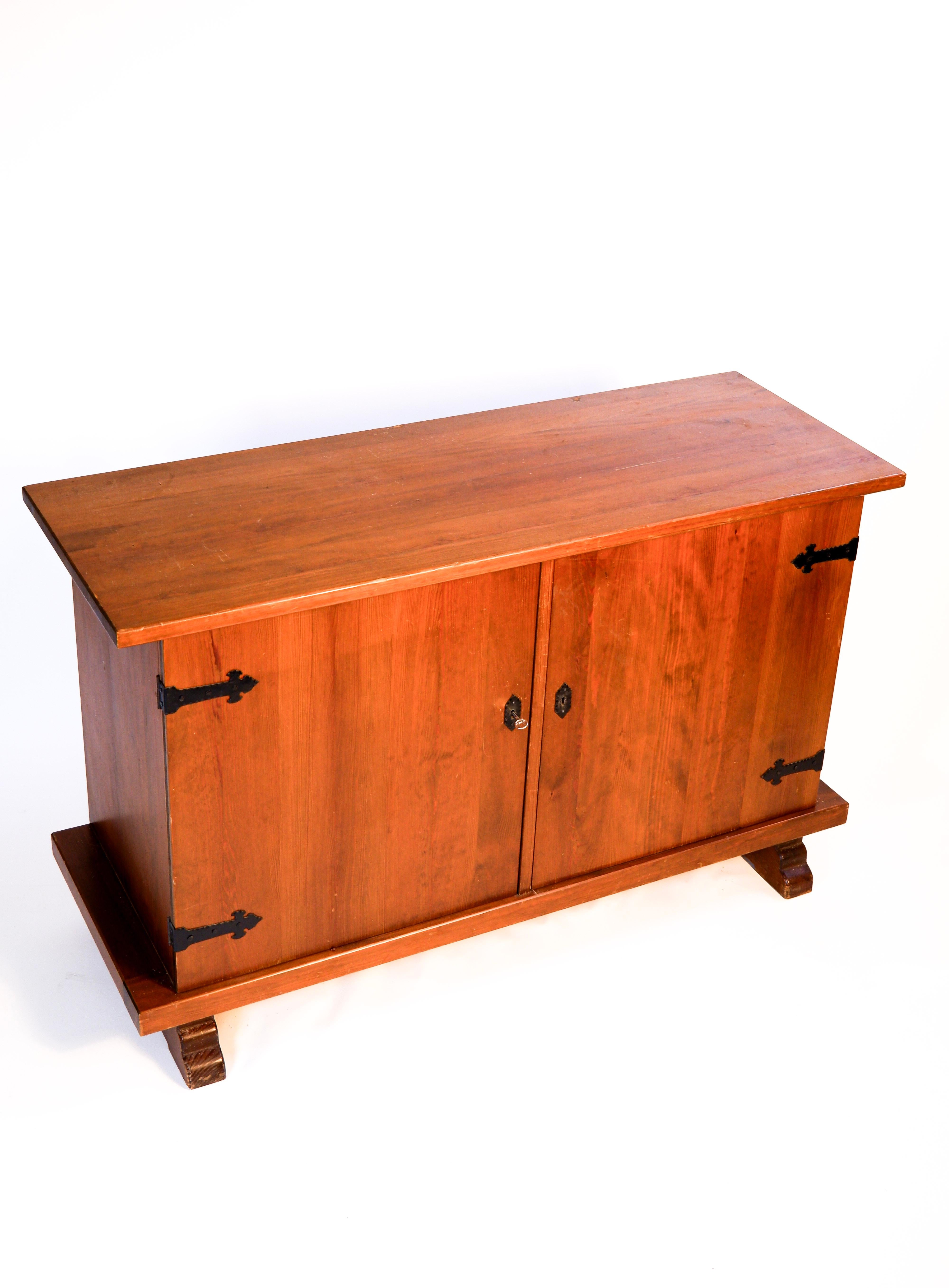 Suédois Buffet d'Otto Dahlin pour Abymobel fabrik vers 1940. Suède en vente